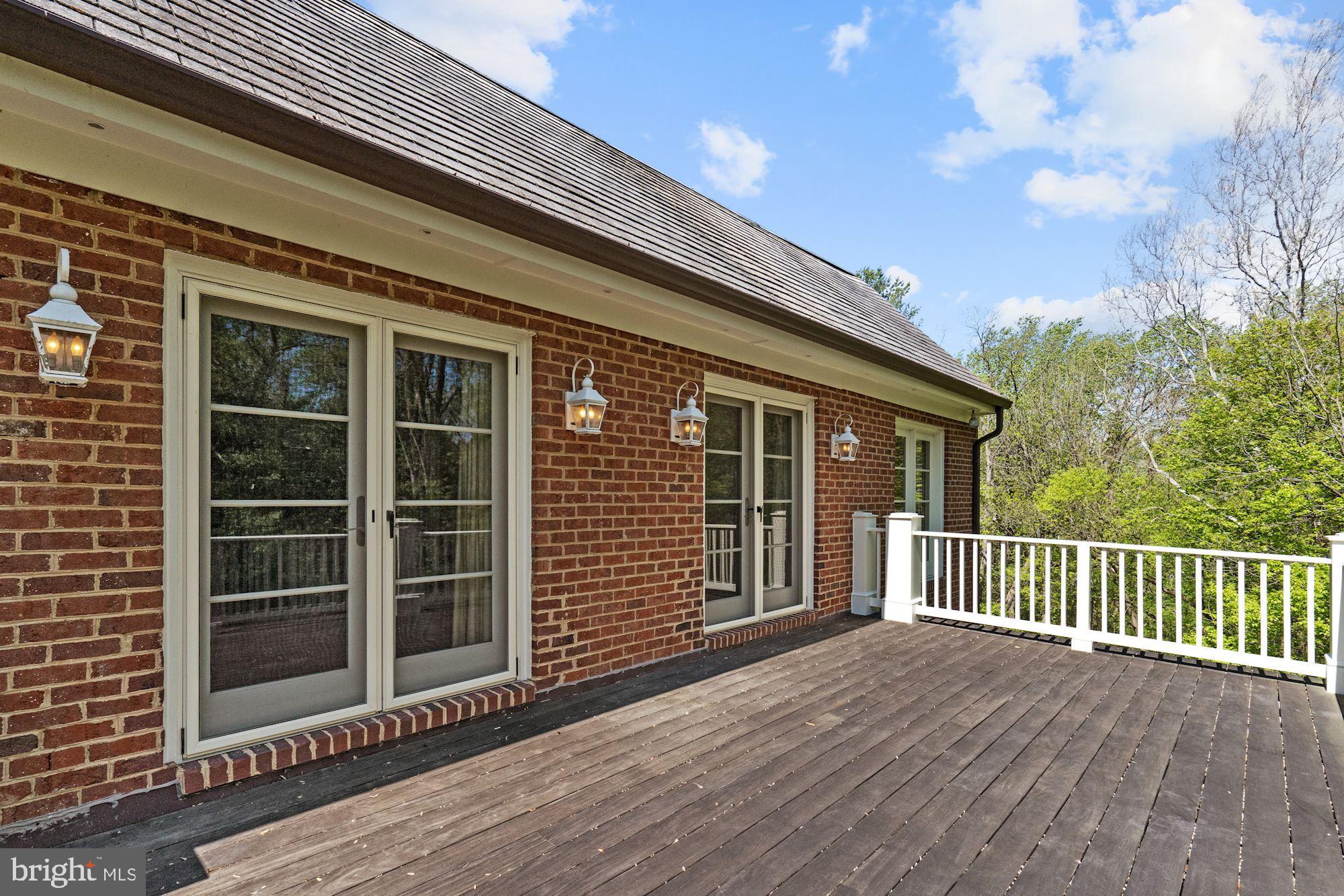 MERRYWOOD ON THE POTOMAC - Residential