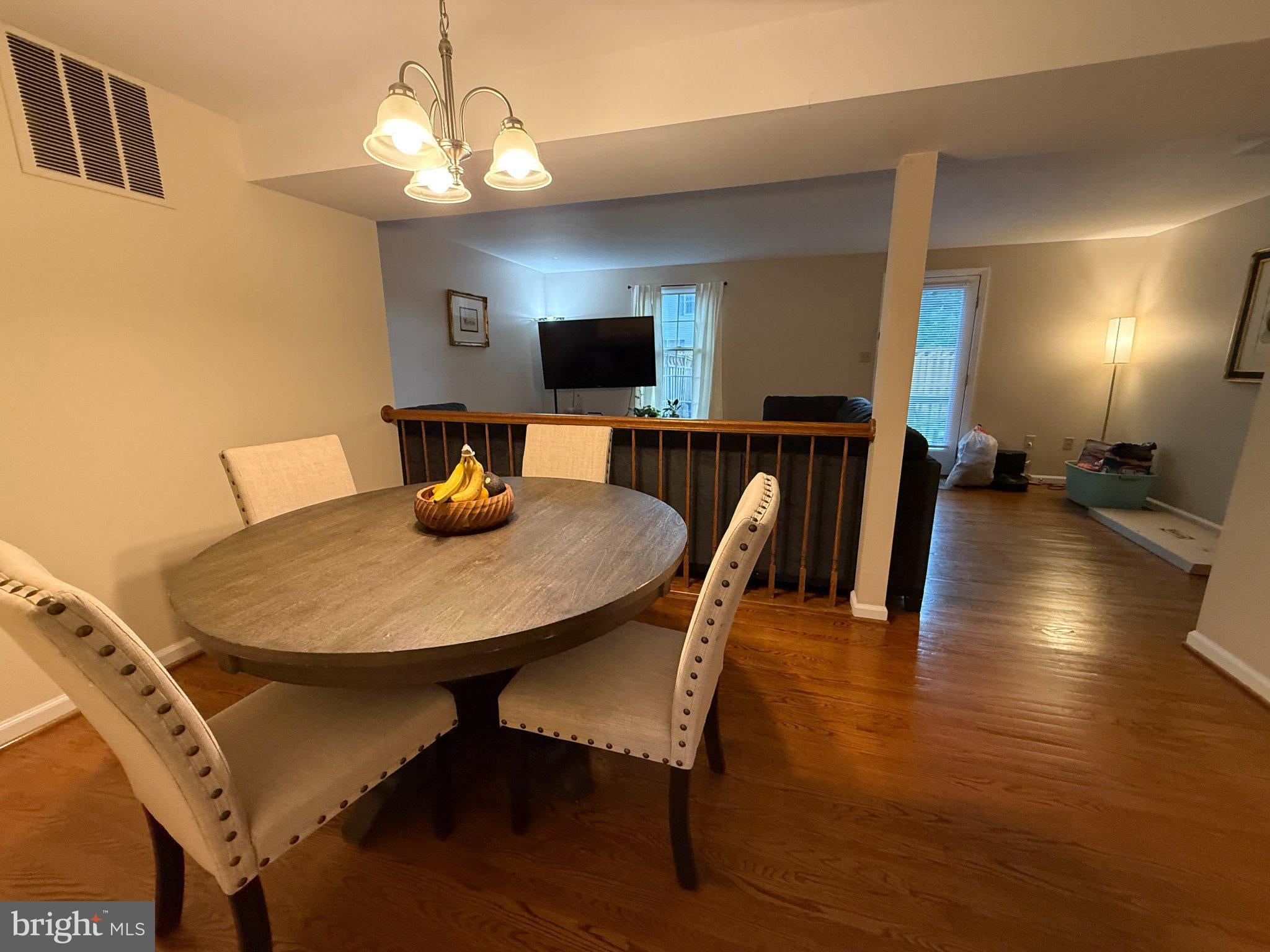 8208 RED WING COURT