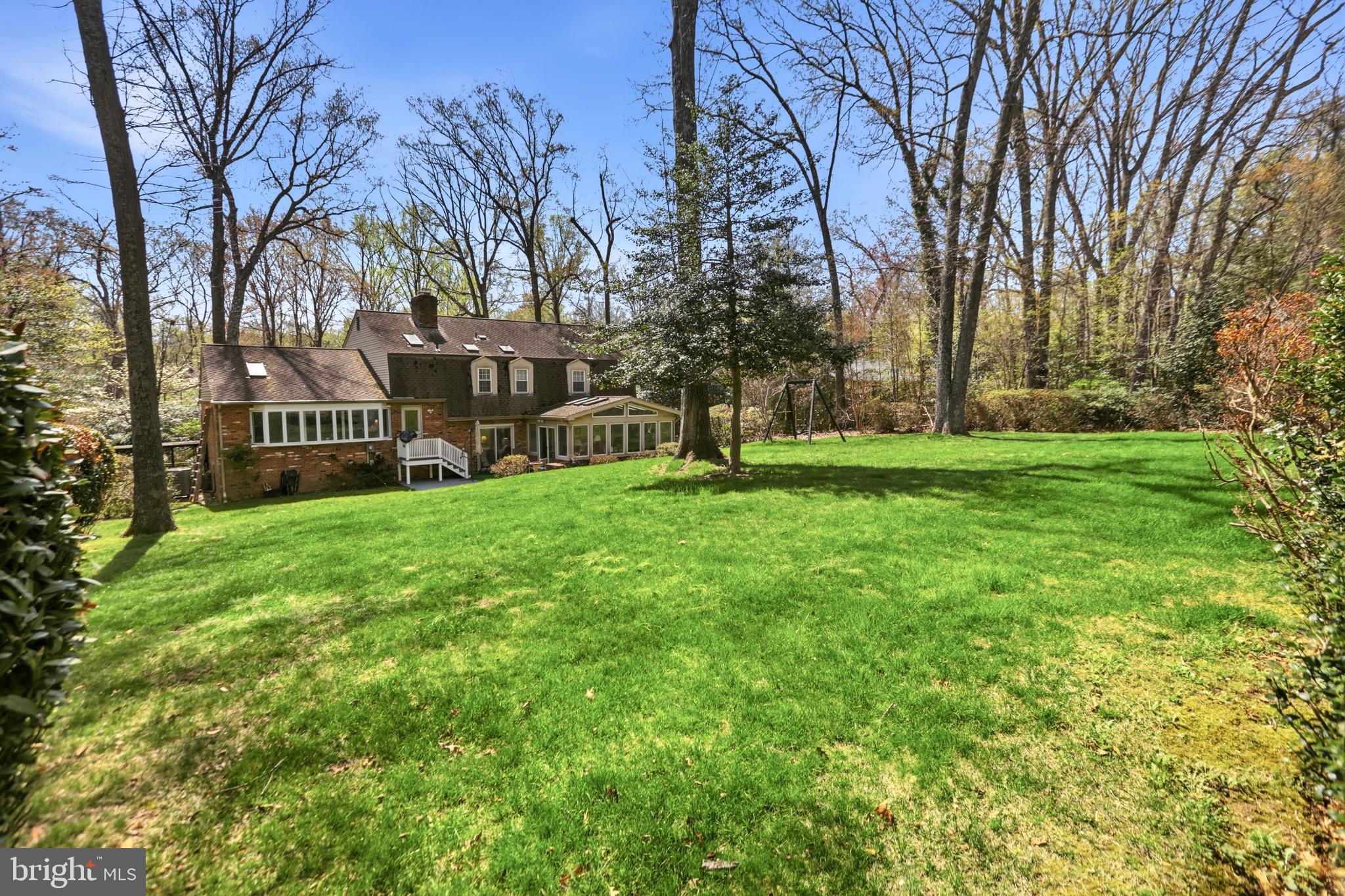 RESTON - Residential
