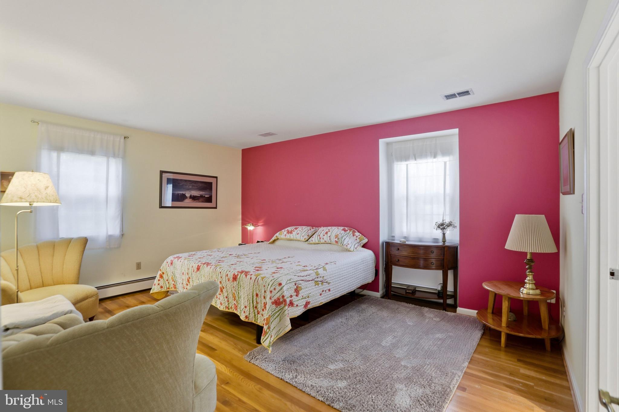RESTON - Residential