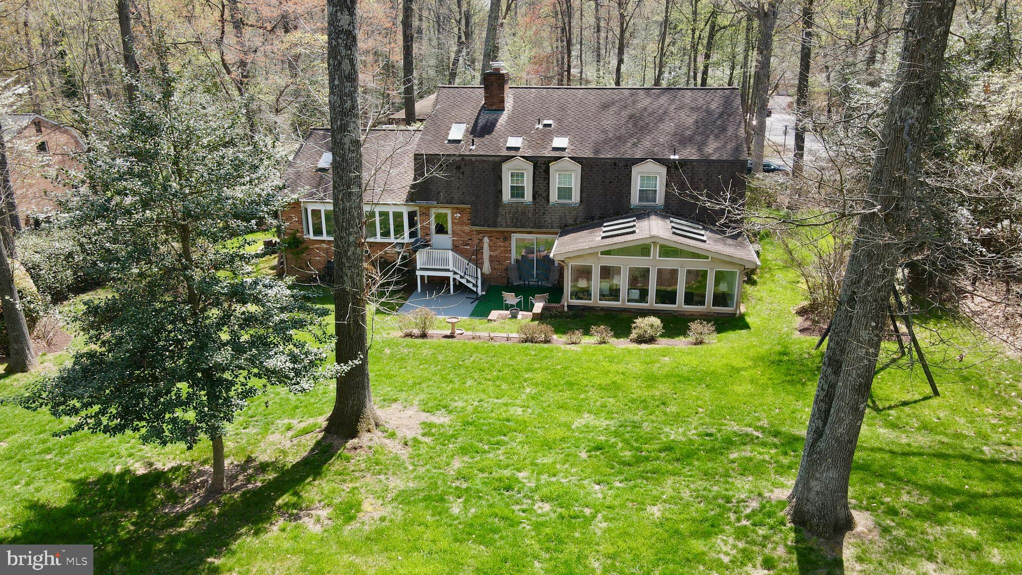 RESTON - Residential