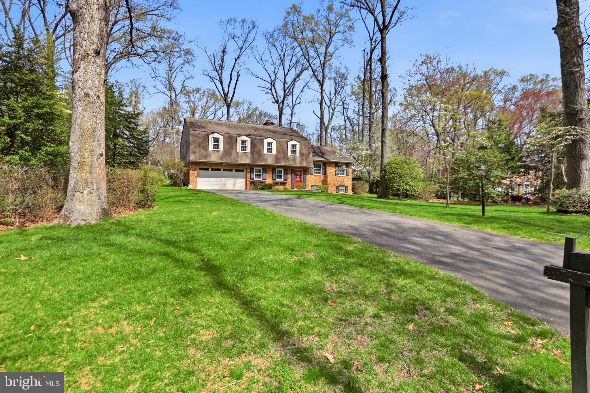 RESTON - Residential