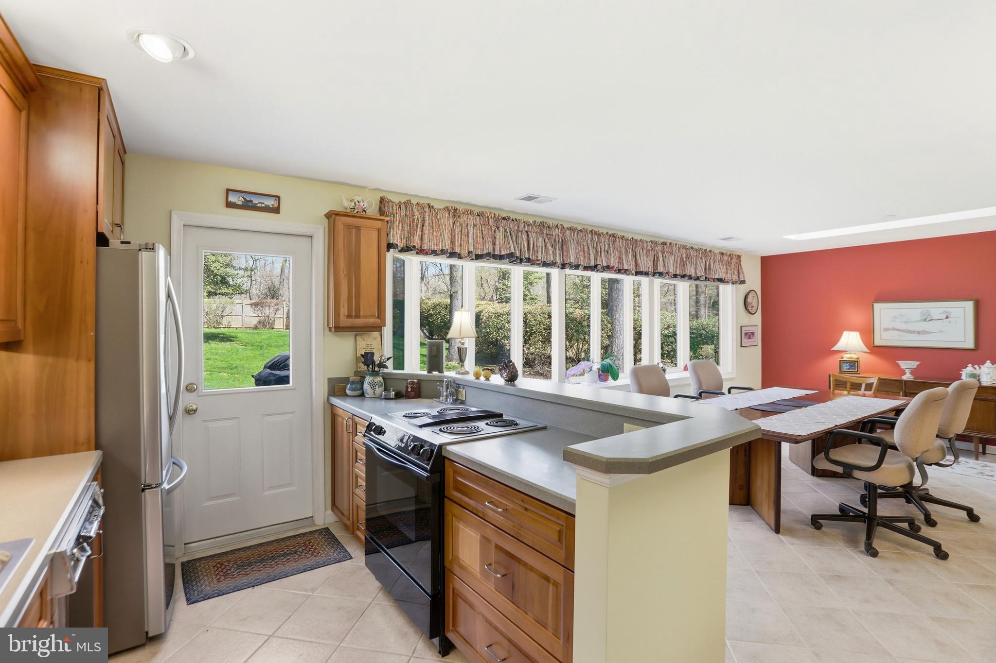 RESTON - Residential