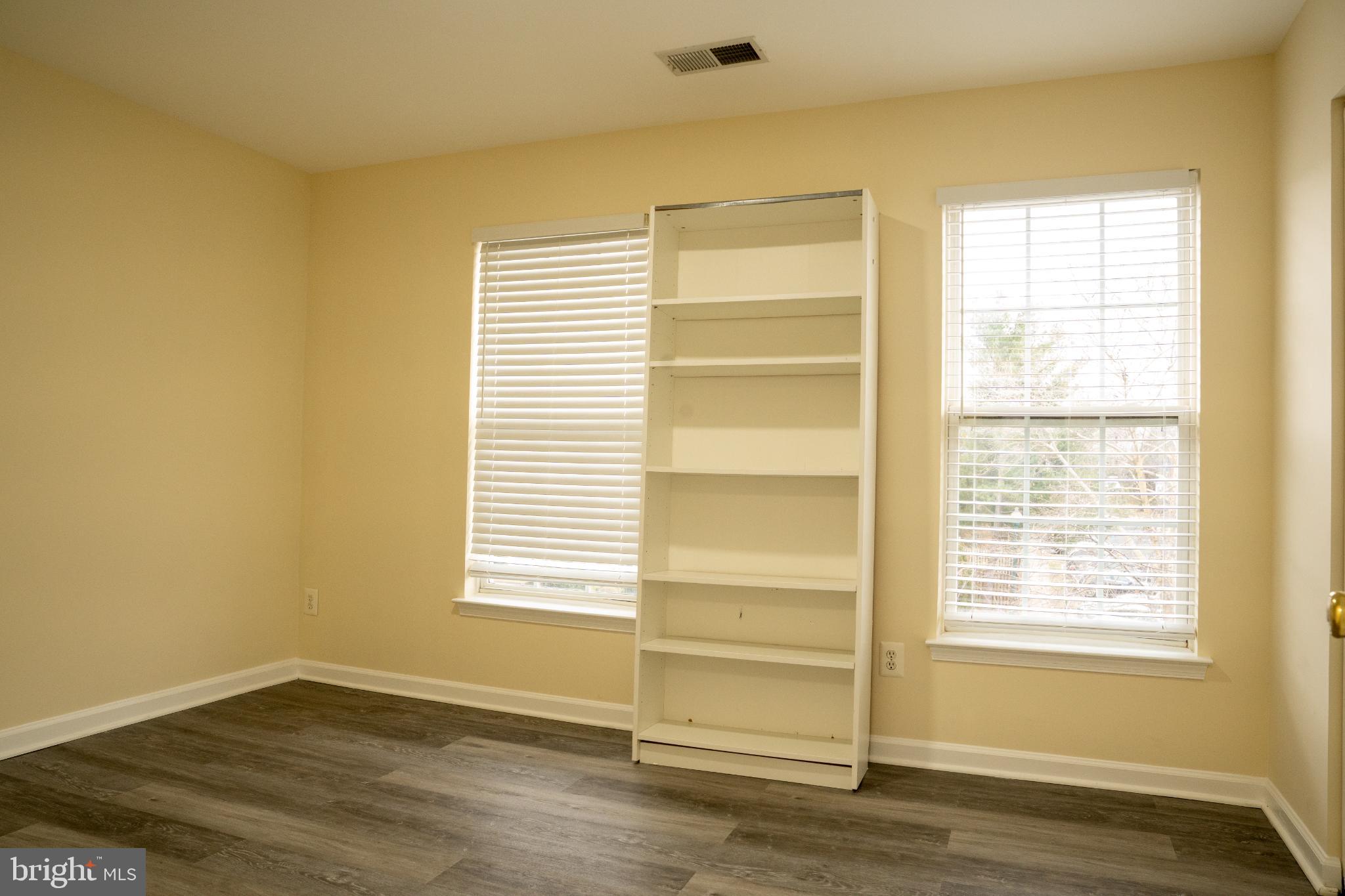 BRAEMAR - Residential Lease