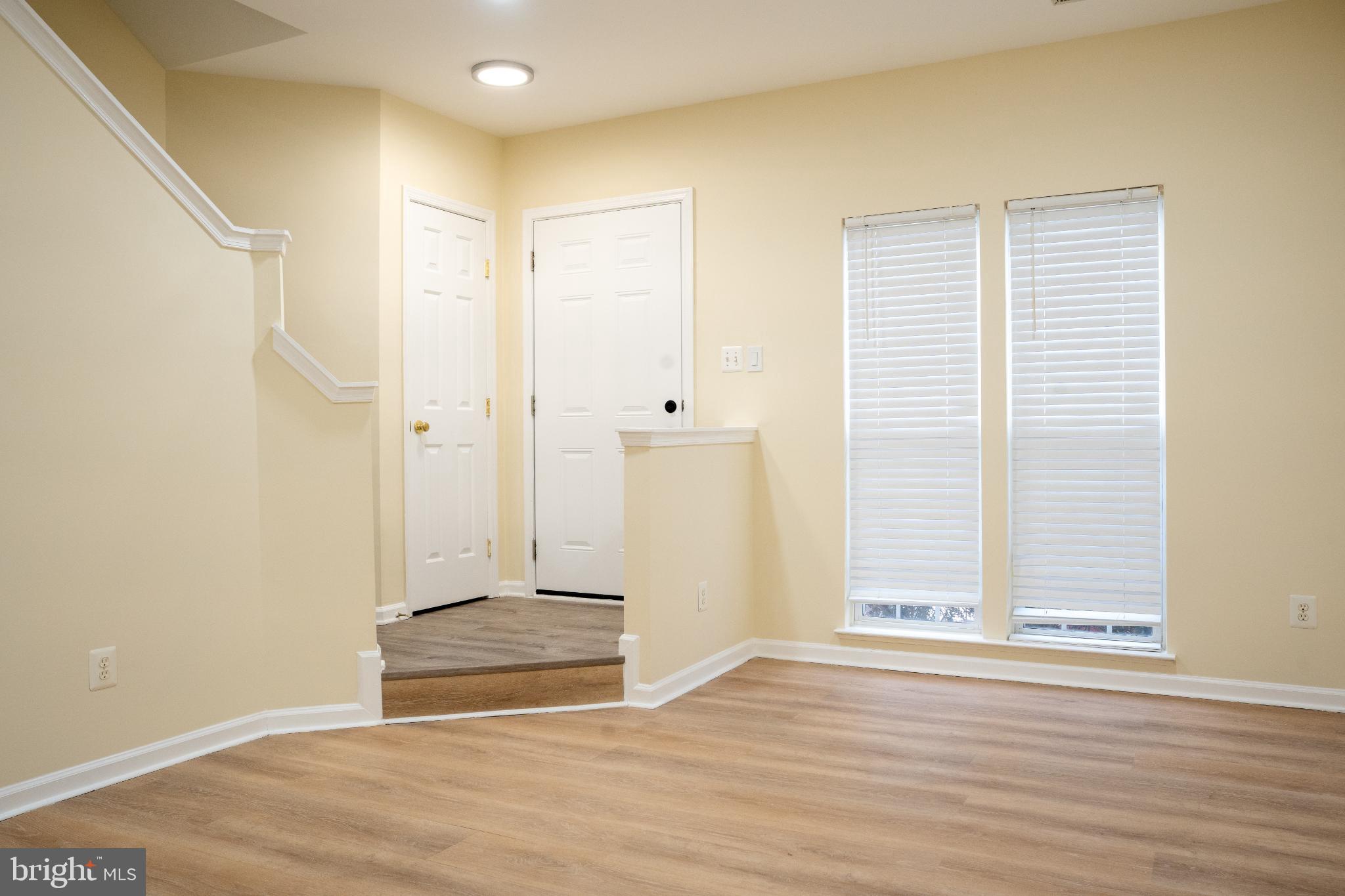 12436 SELKIRK CIRCLE