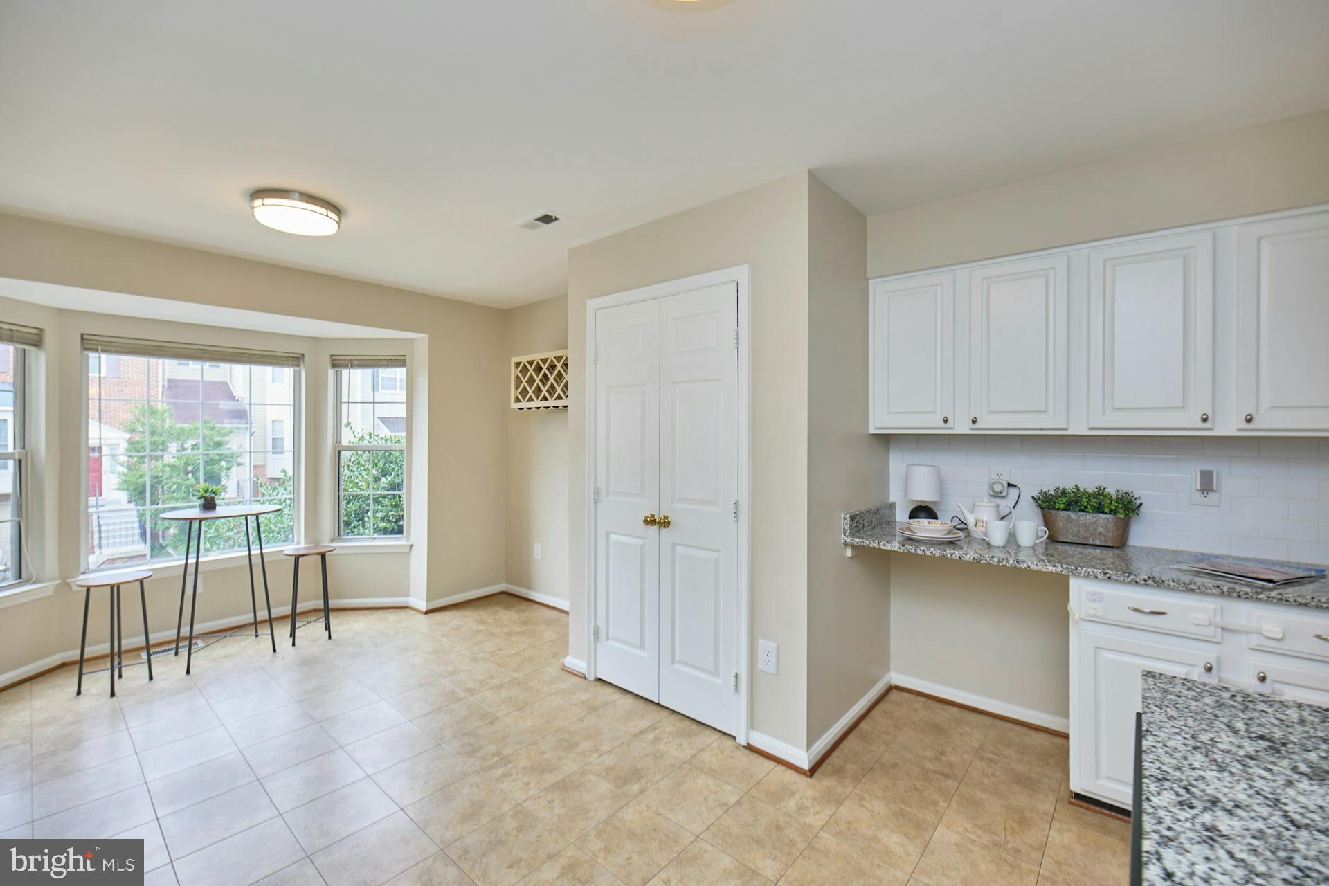 NORTH HART RUN - Residential