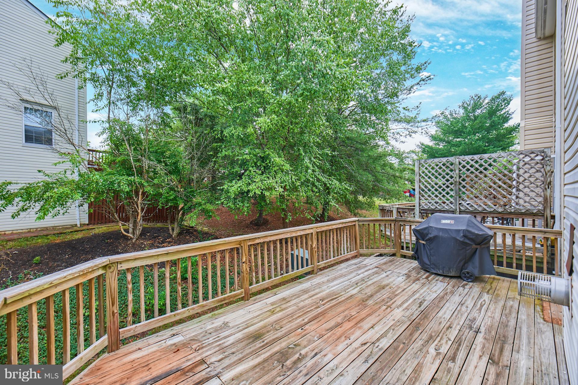 NORTH HART RUN - Residential