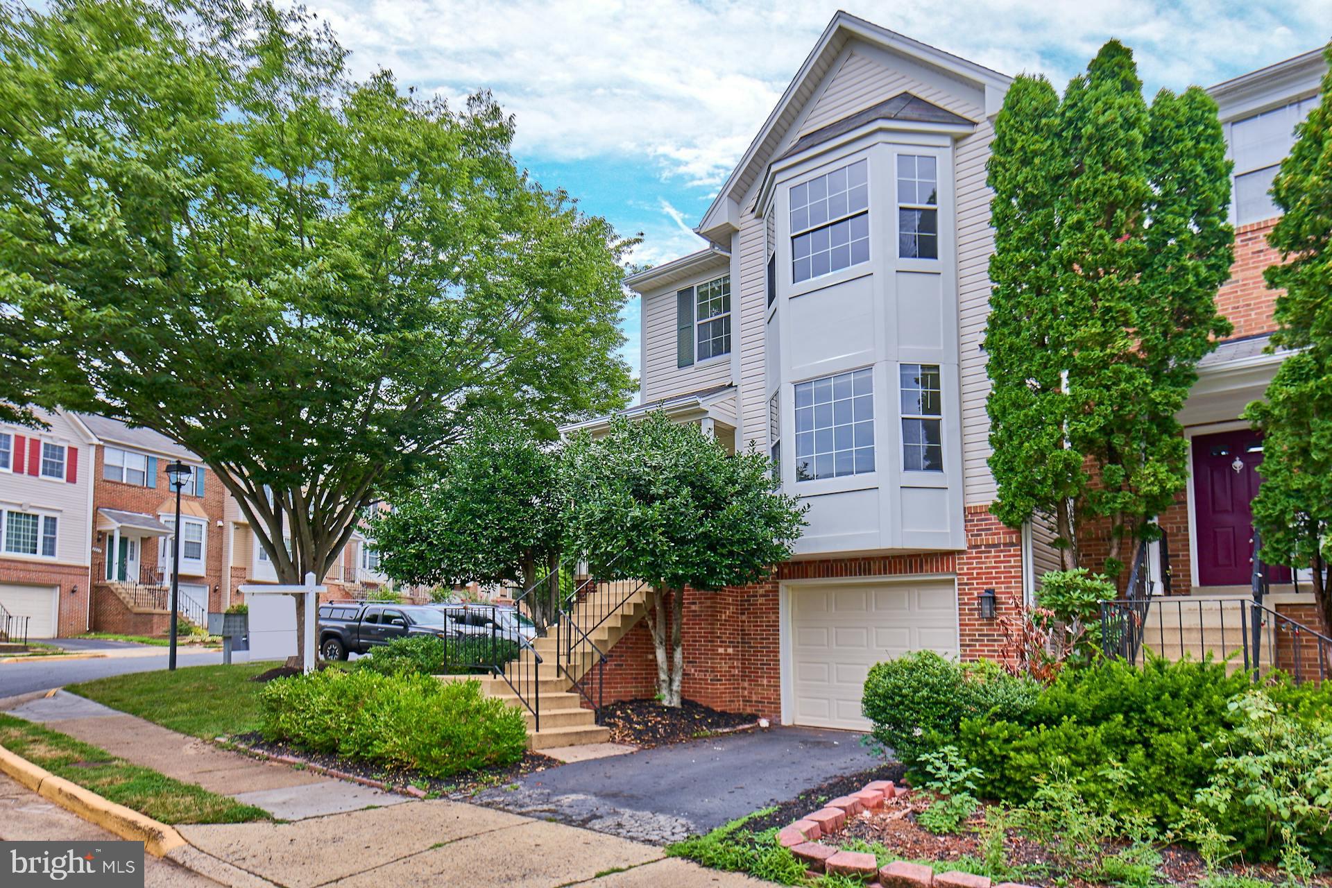 NORTH HART RUN - Residential