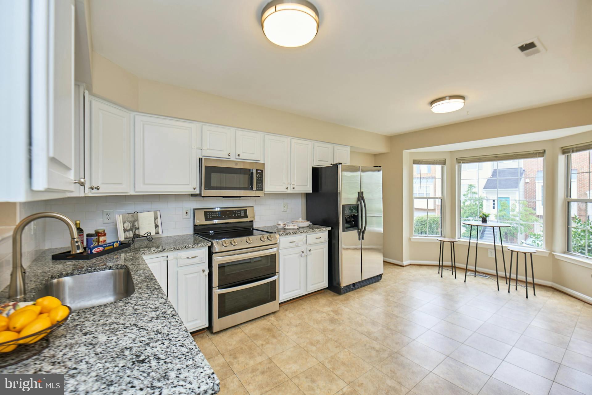 NORTH HART RUN - Residential