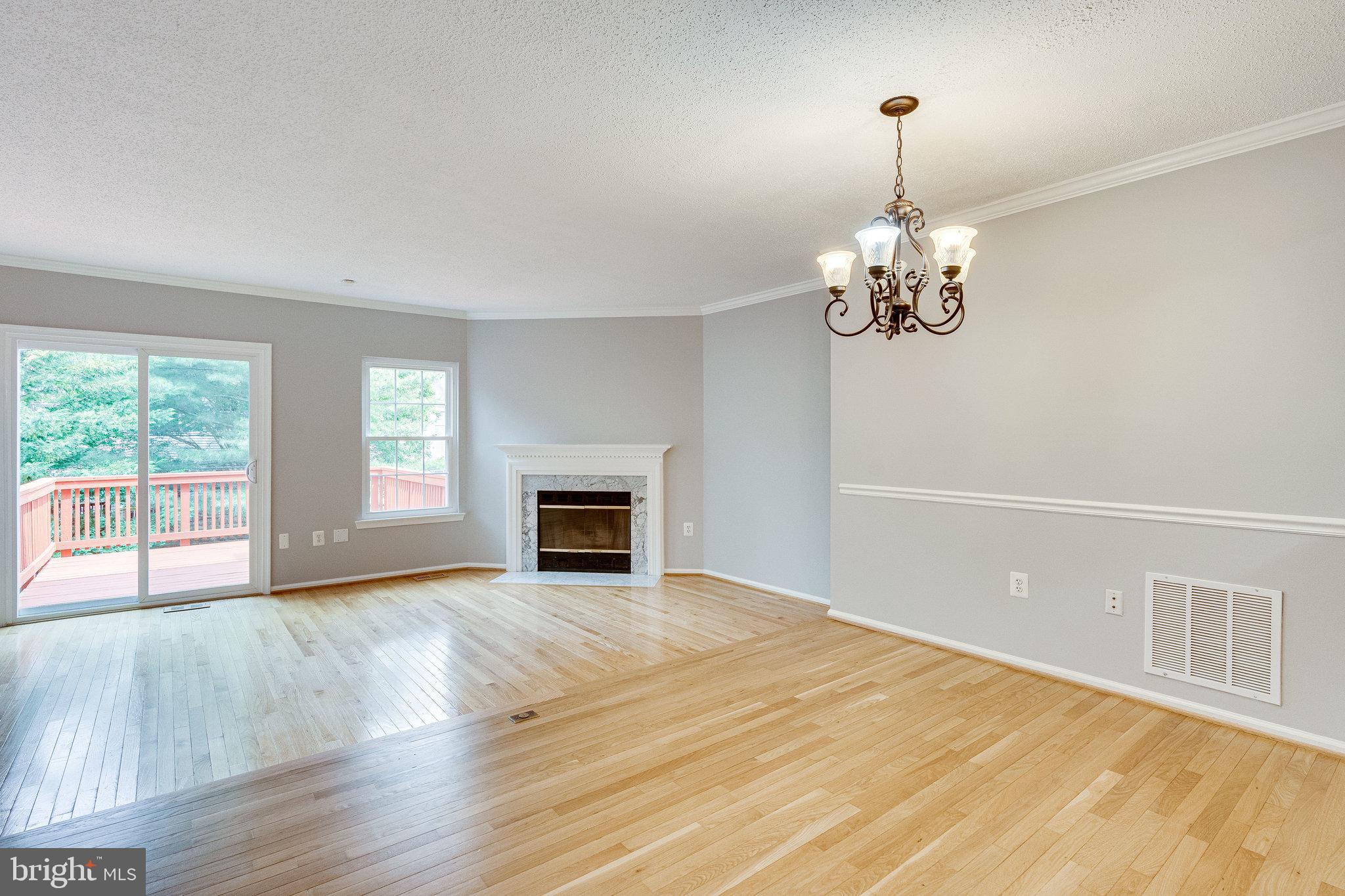 SINGLETONS GROVE - Residential Lease