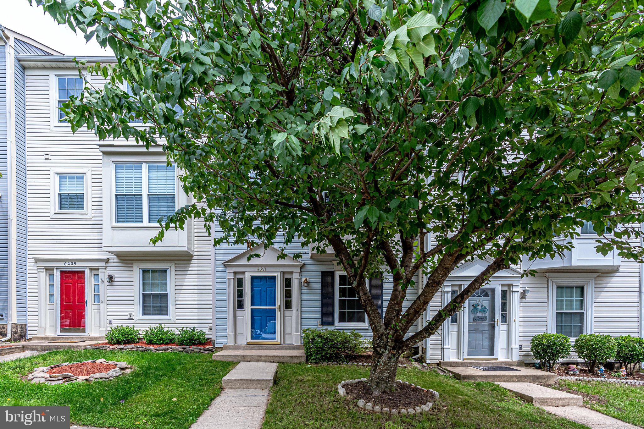 SINGLETONS GROVE - Residential Lease