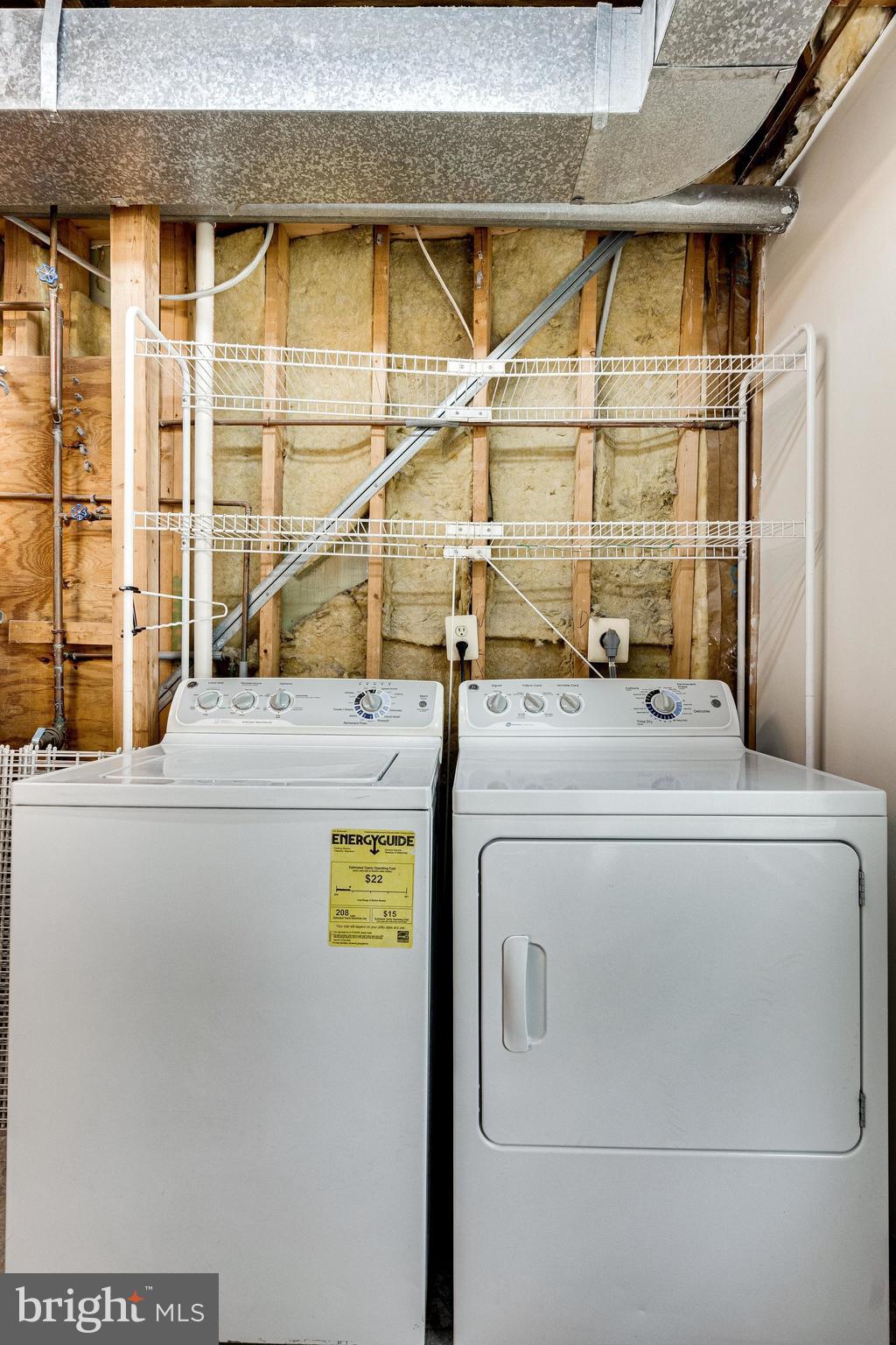 SINGLETONS GROVE - Residential Lease