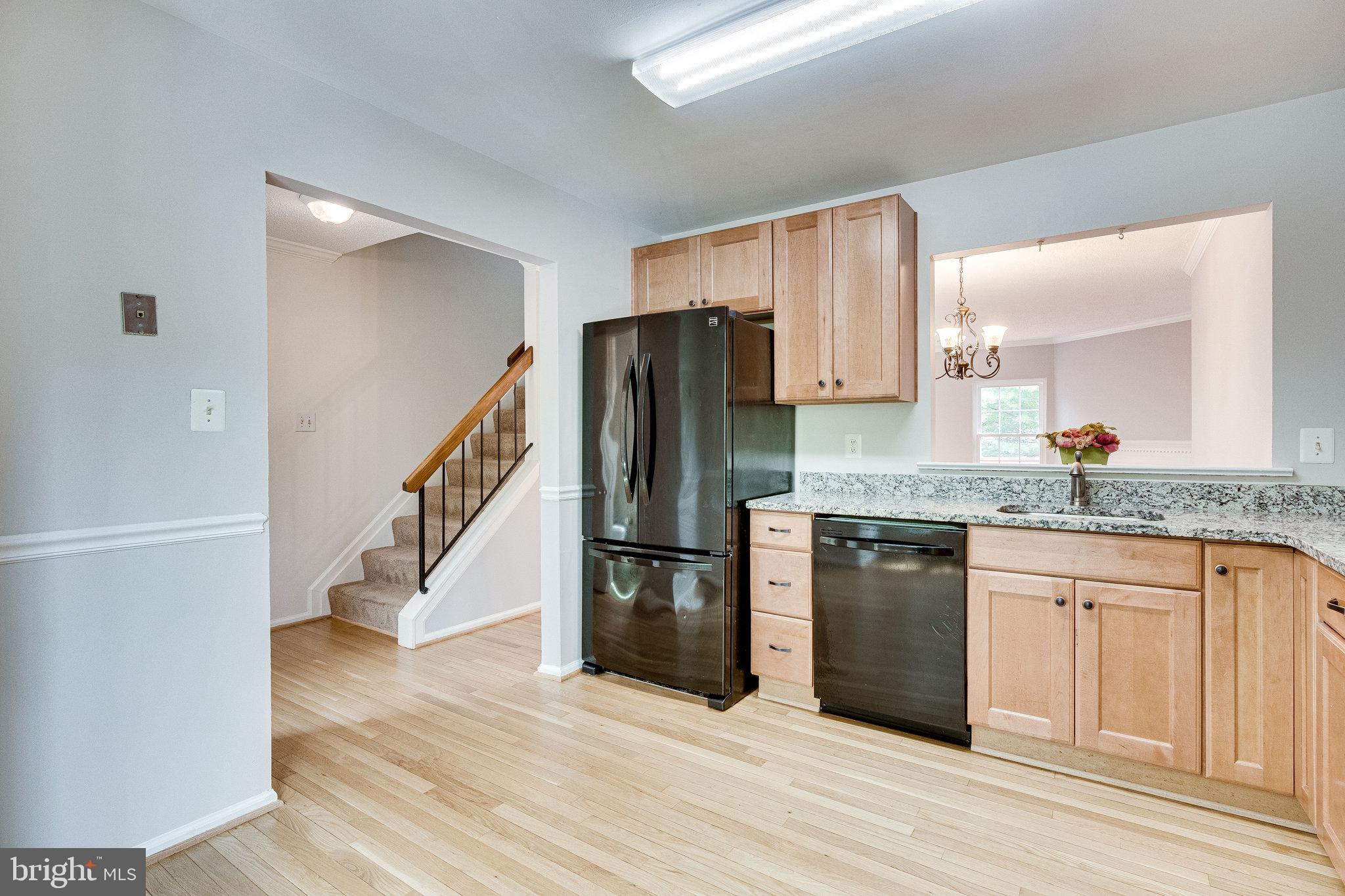 SINGLETONS GROVE - Residential Lease