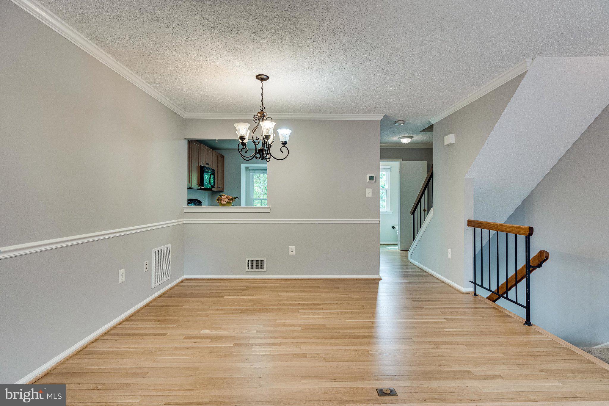 SINGLETONS GROVE - Residential Lease