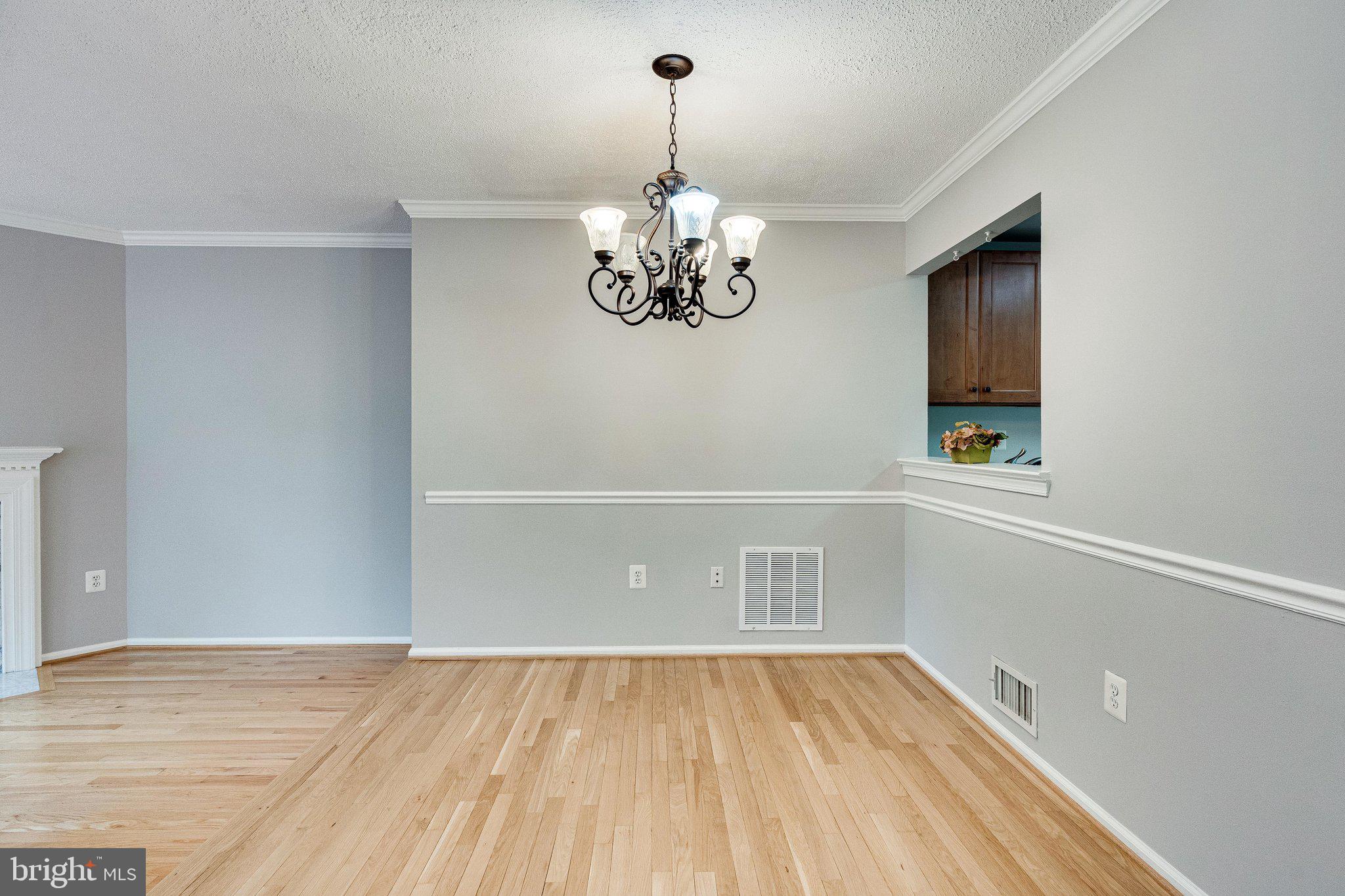 SINGLETONS GROVE - Residential Lease