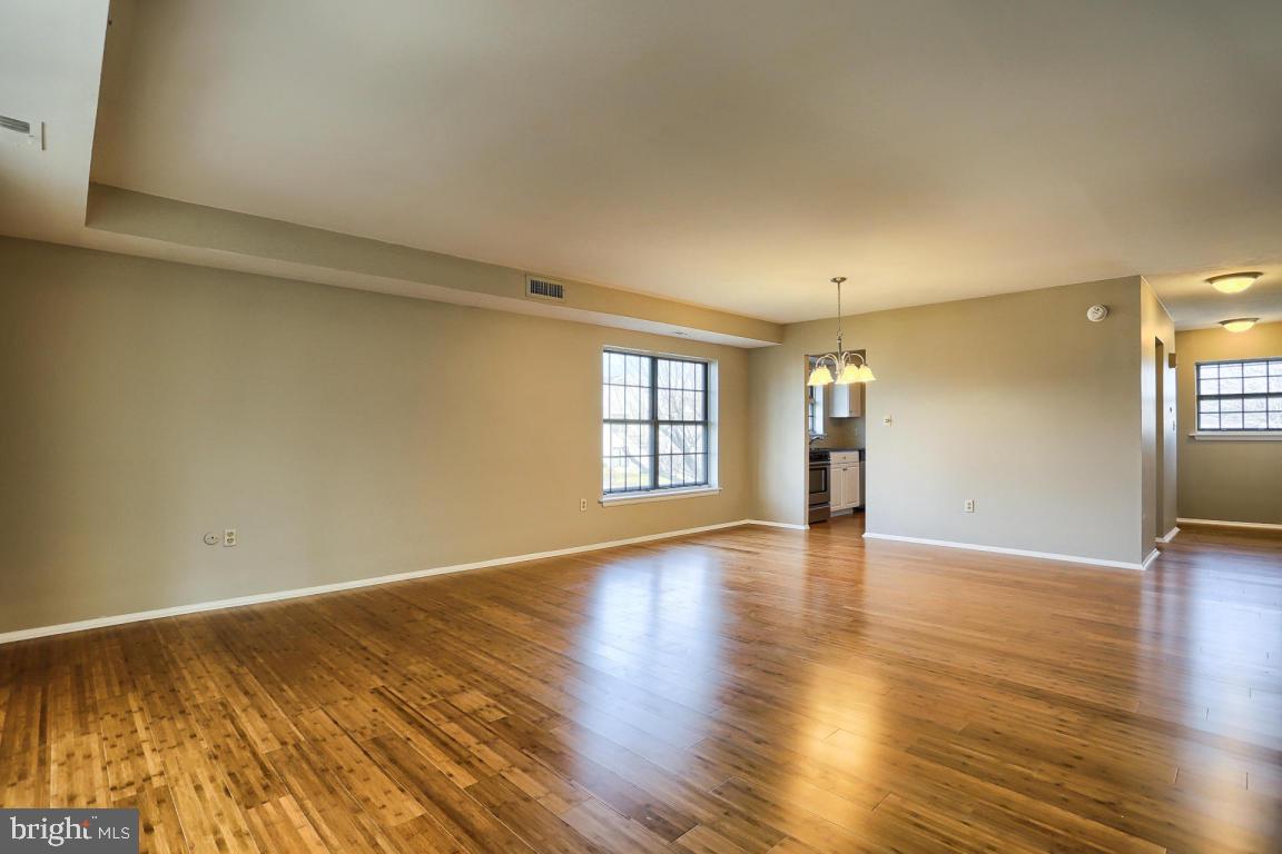 VALLEYBROOK - Residential