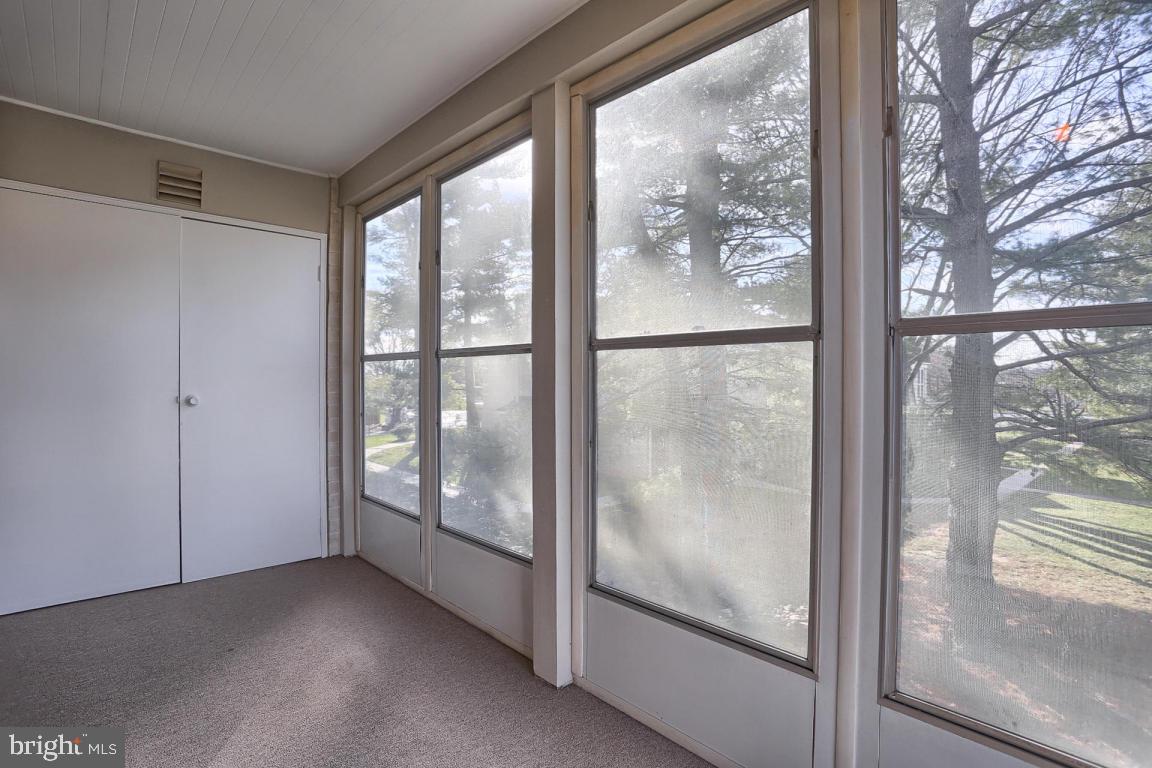 VALLEYBROOK - Residential