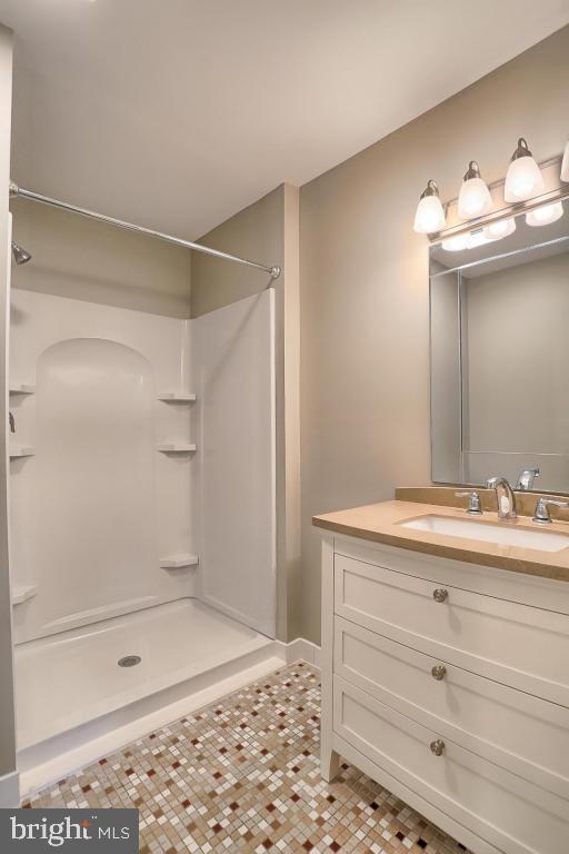 VALLEYBROOK - Residential