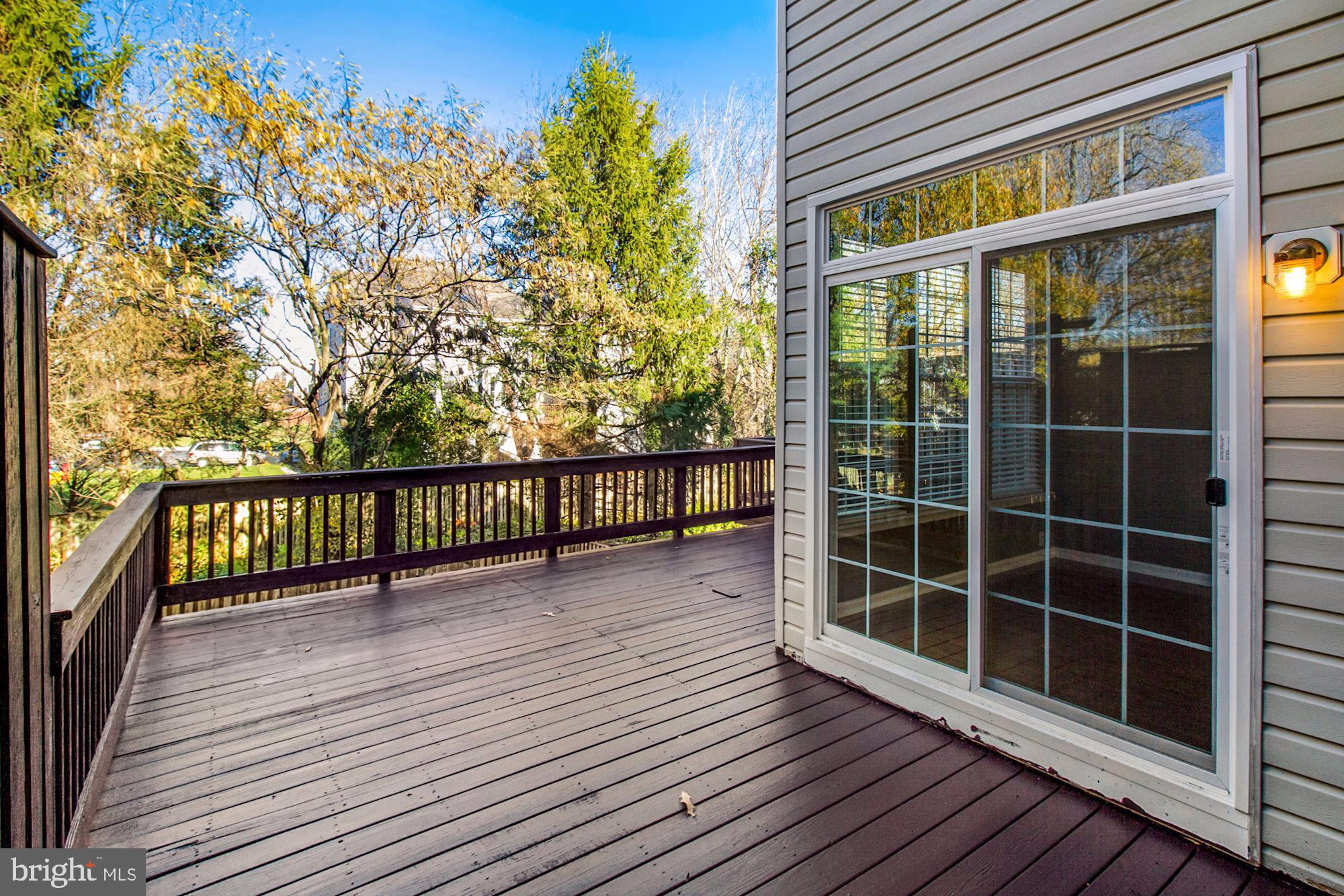 SOUTH RIVER COLONY - Residential