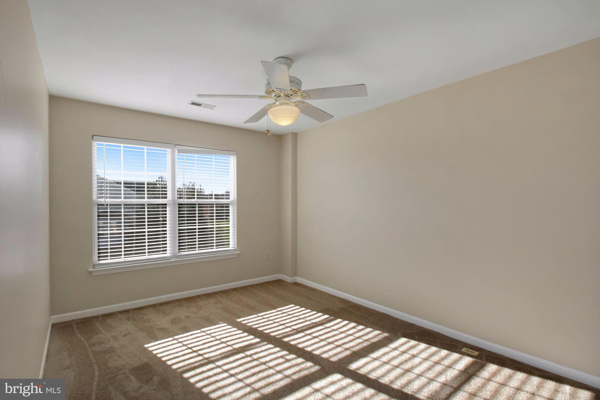 SOUTH RIVER COLONY - Residential