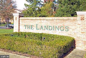 SOUTH RIVER COLONY - Residential