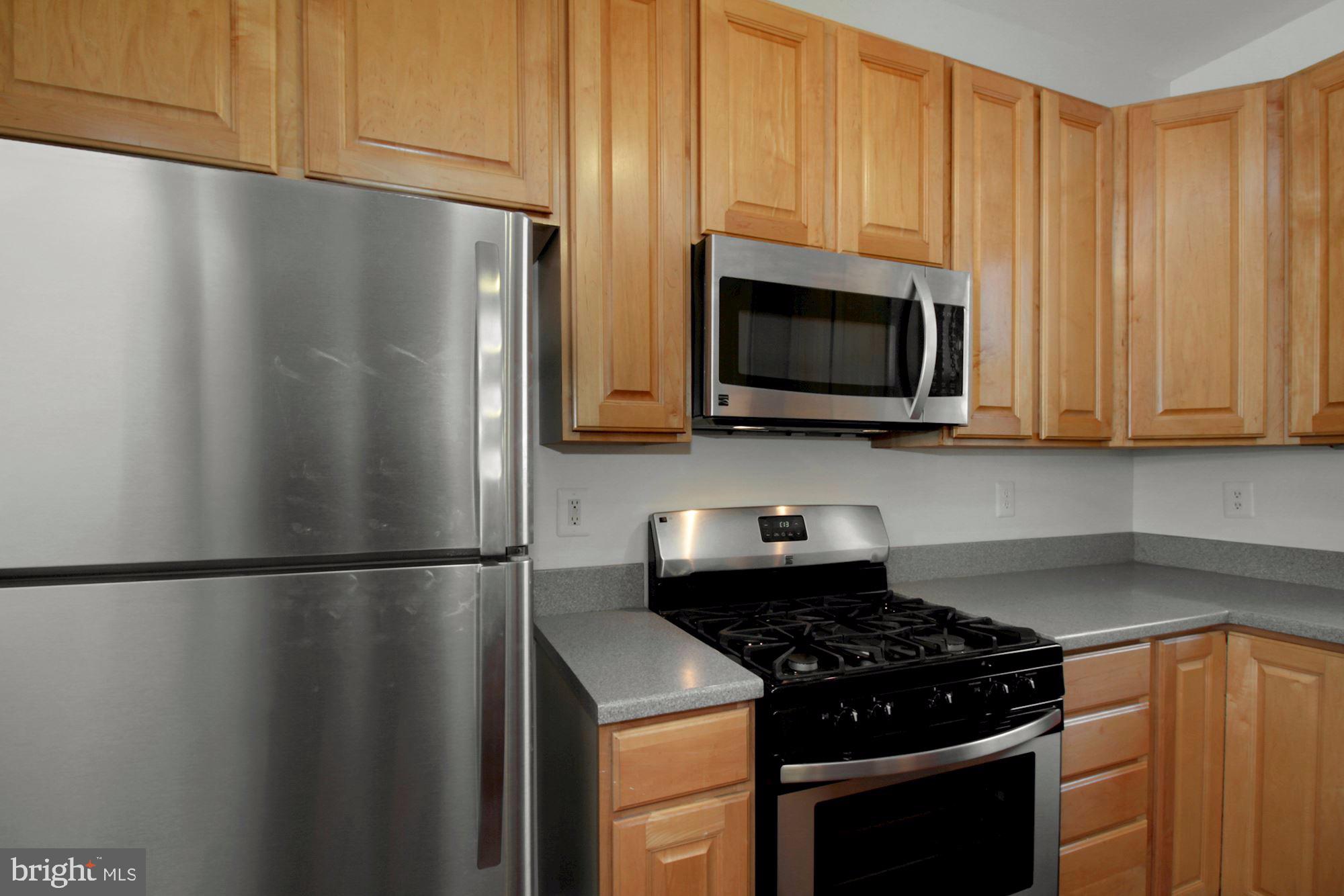 SOUTH RIVER COLONY - Residential