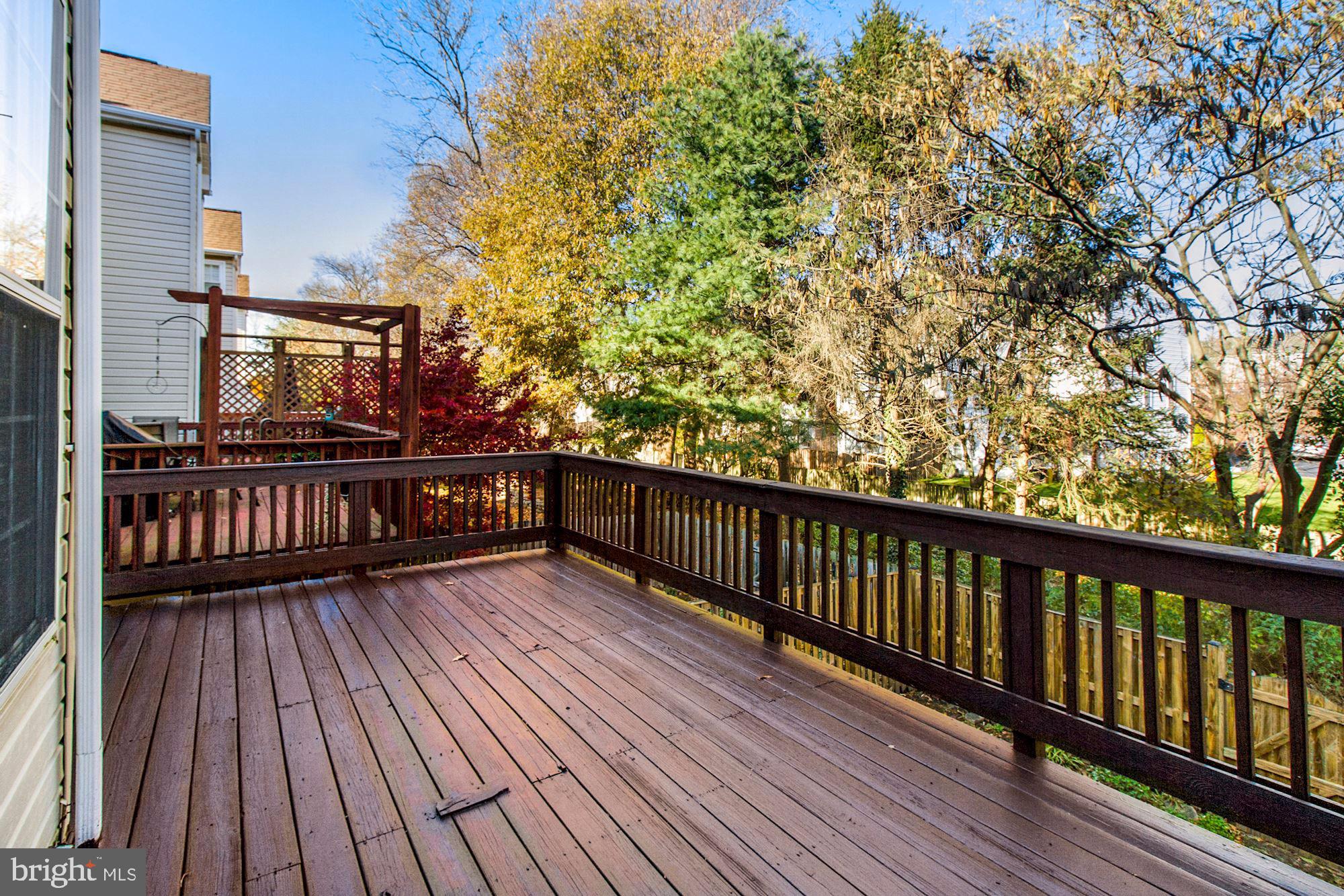 SOUTH RIVER COLONY - Residential