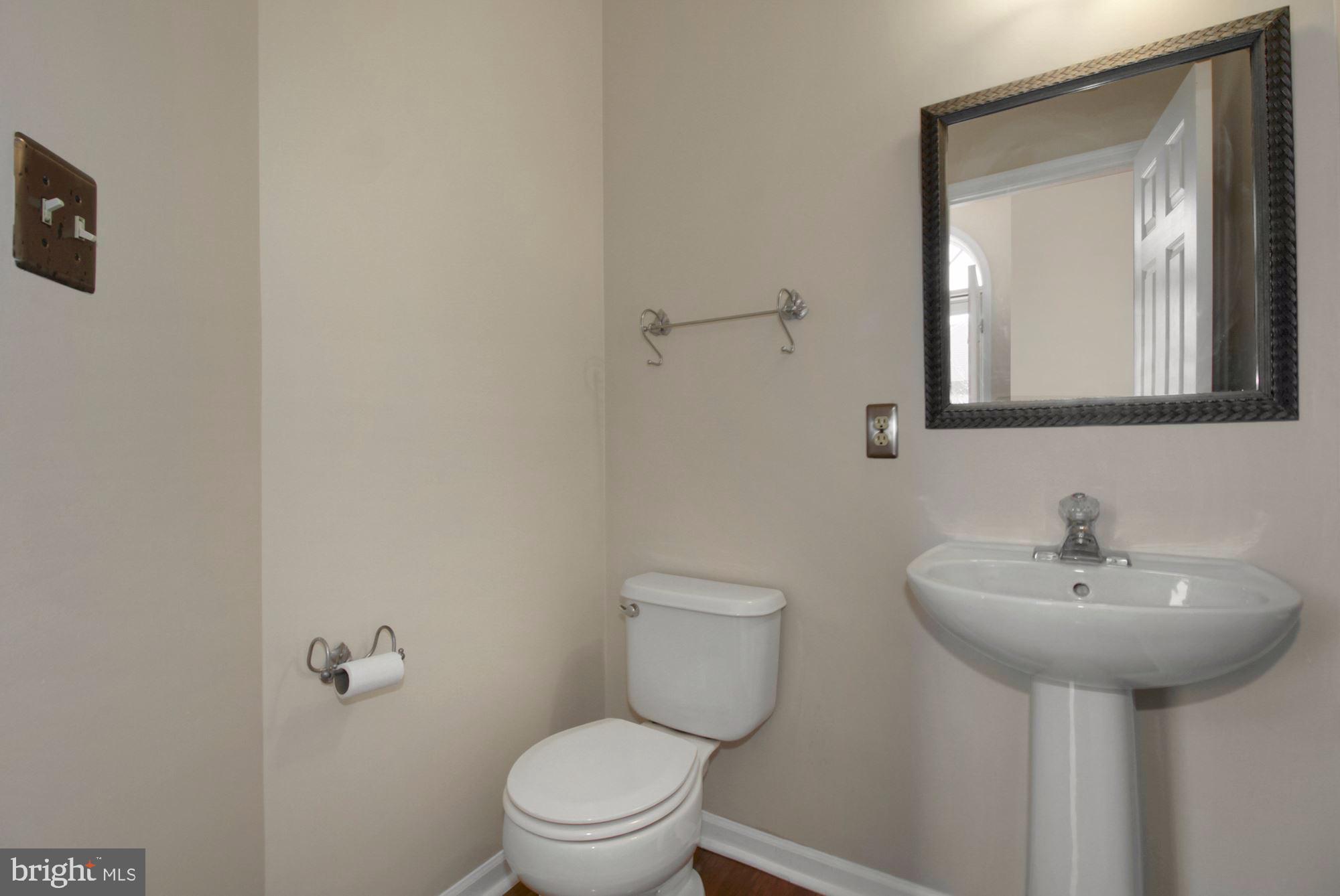 SOUTH RIVER COLONY - Residential