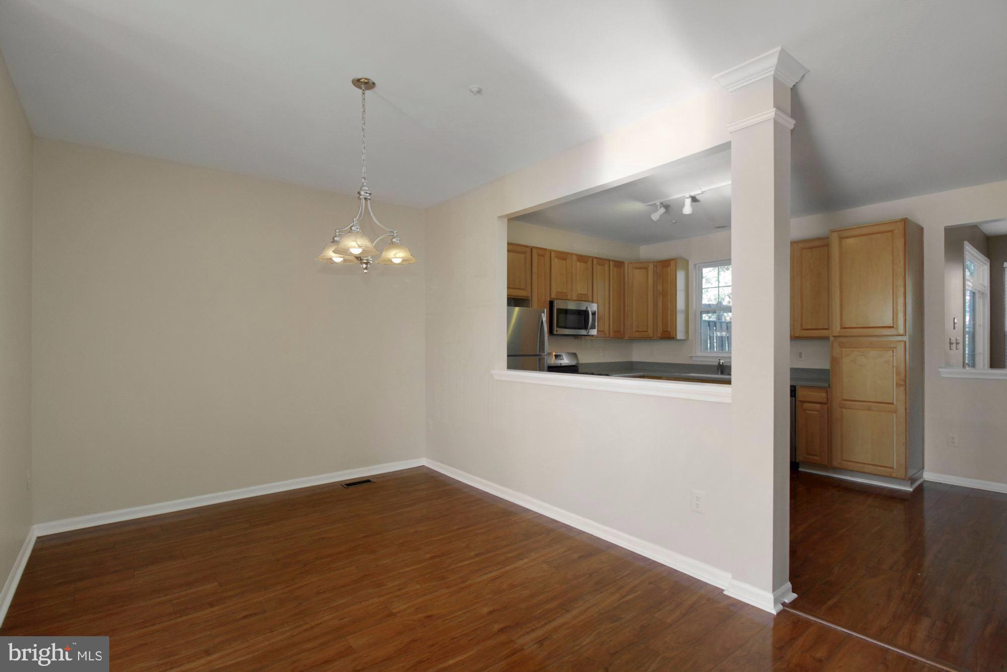 SOUTH RIVER COLONY - Residential