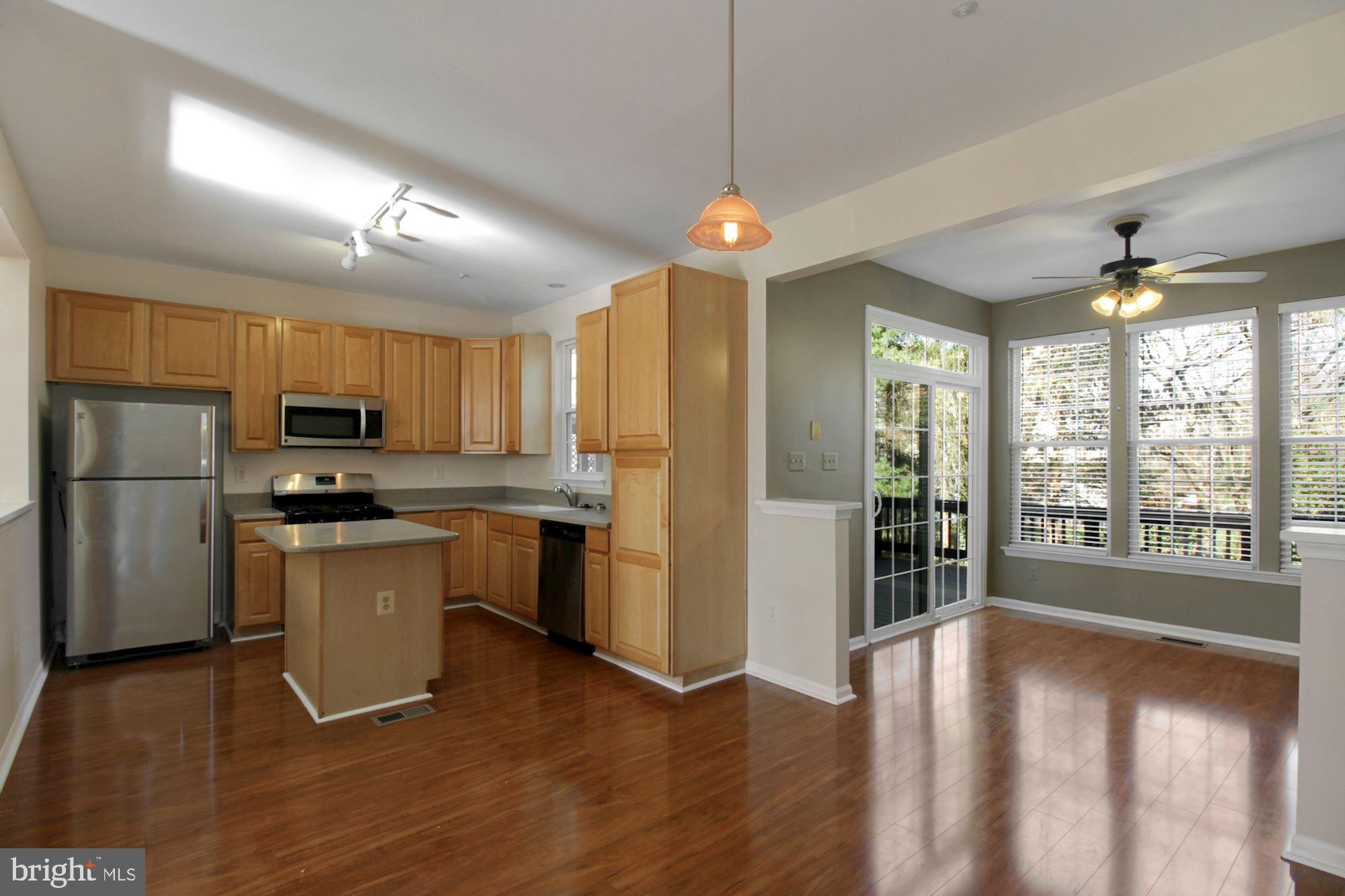 SOUTH RIVER COLONY - Residential