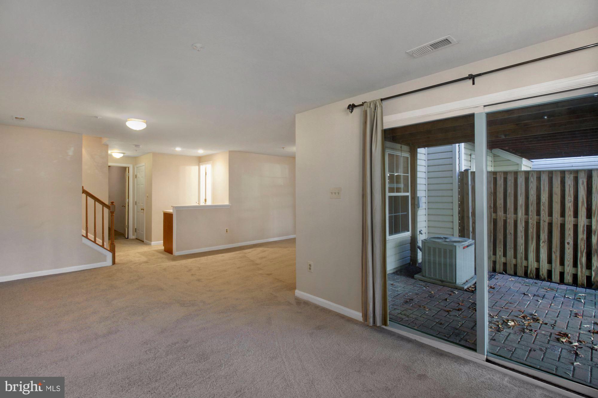 SOUTH RIVER COLONY - Residential