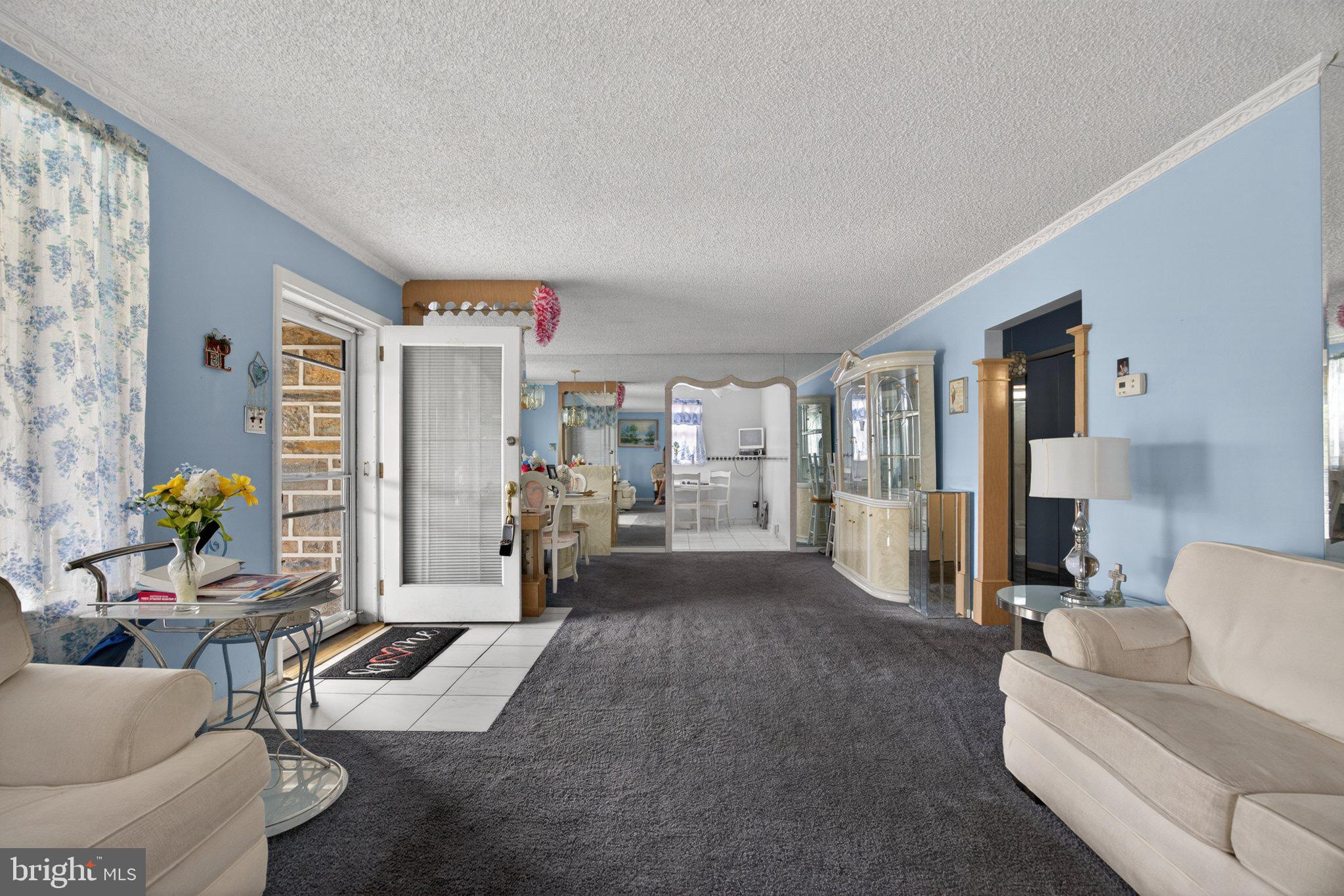 LEXINGTON PARK - Residential