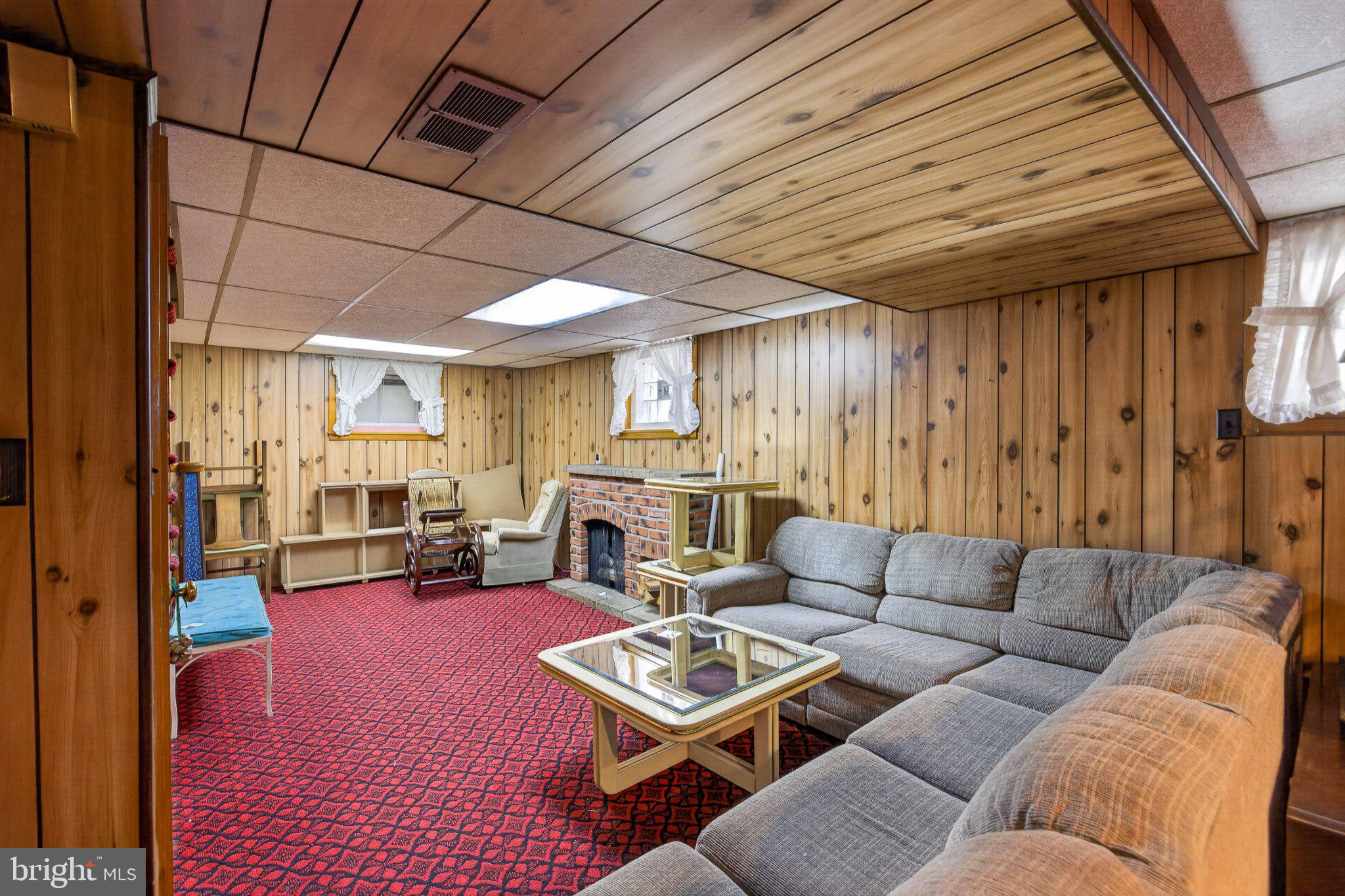 LEXINGTON PARK - Residential