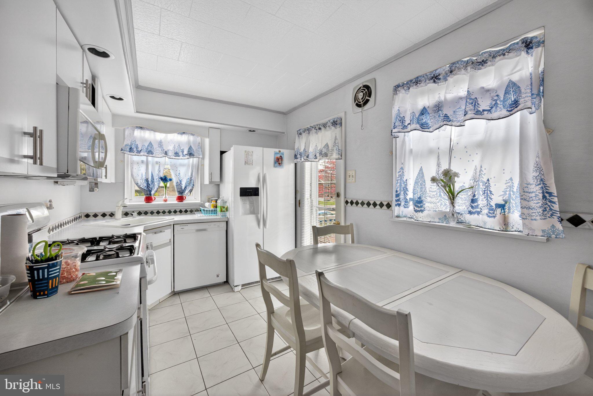 LEXINGTON PARK - Residential