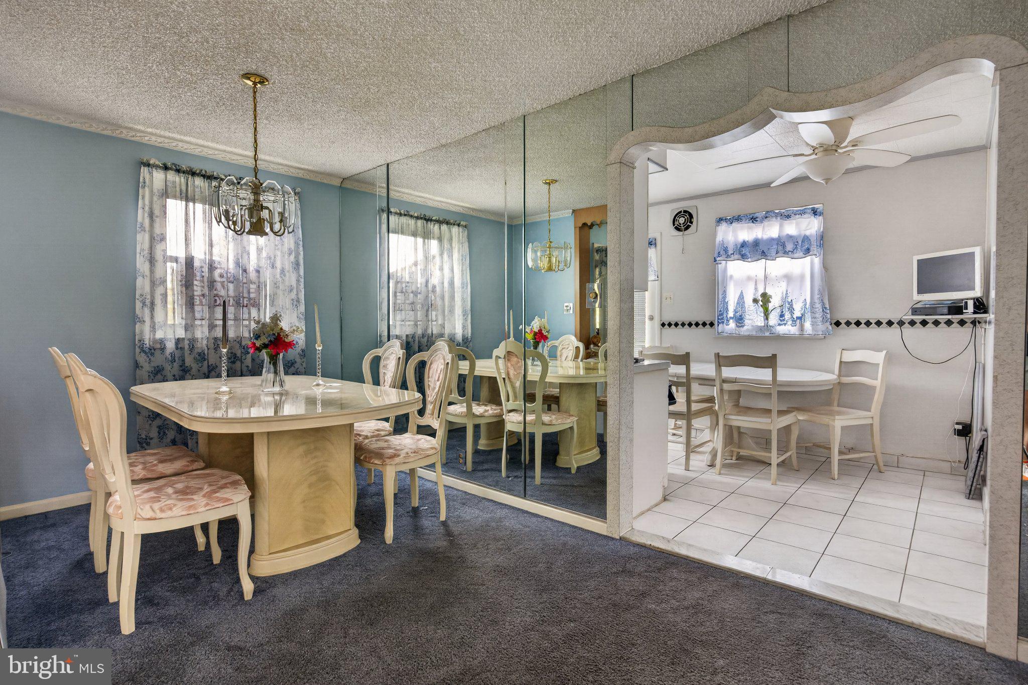 LEXINGTON PARK - Residential