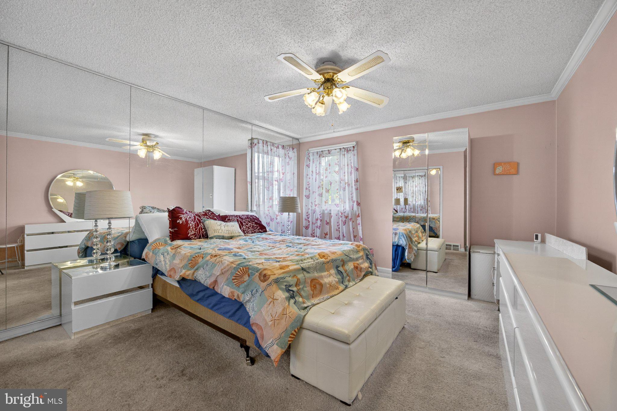 LEXINGTON PARK - Residential