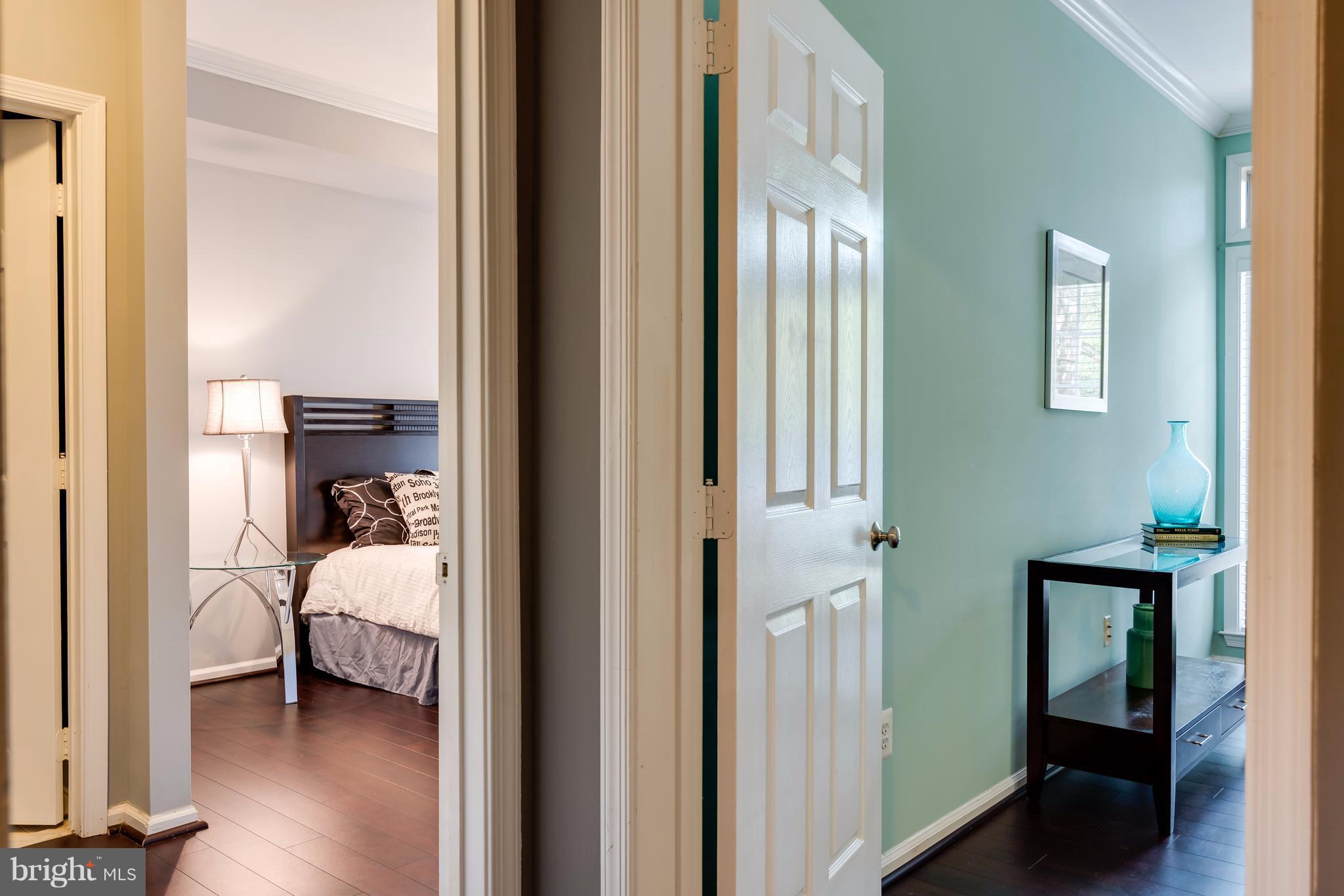 ETON SQUARE - Residential