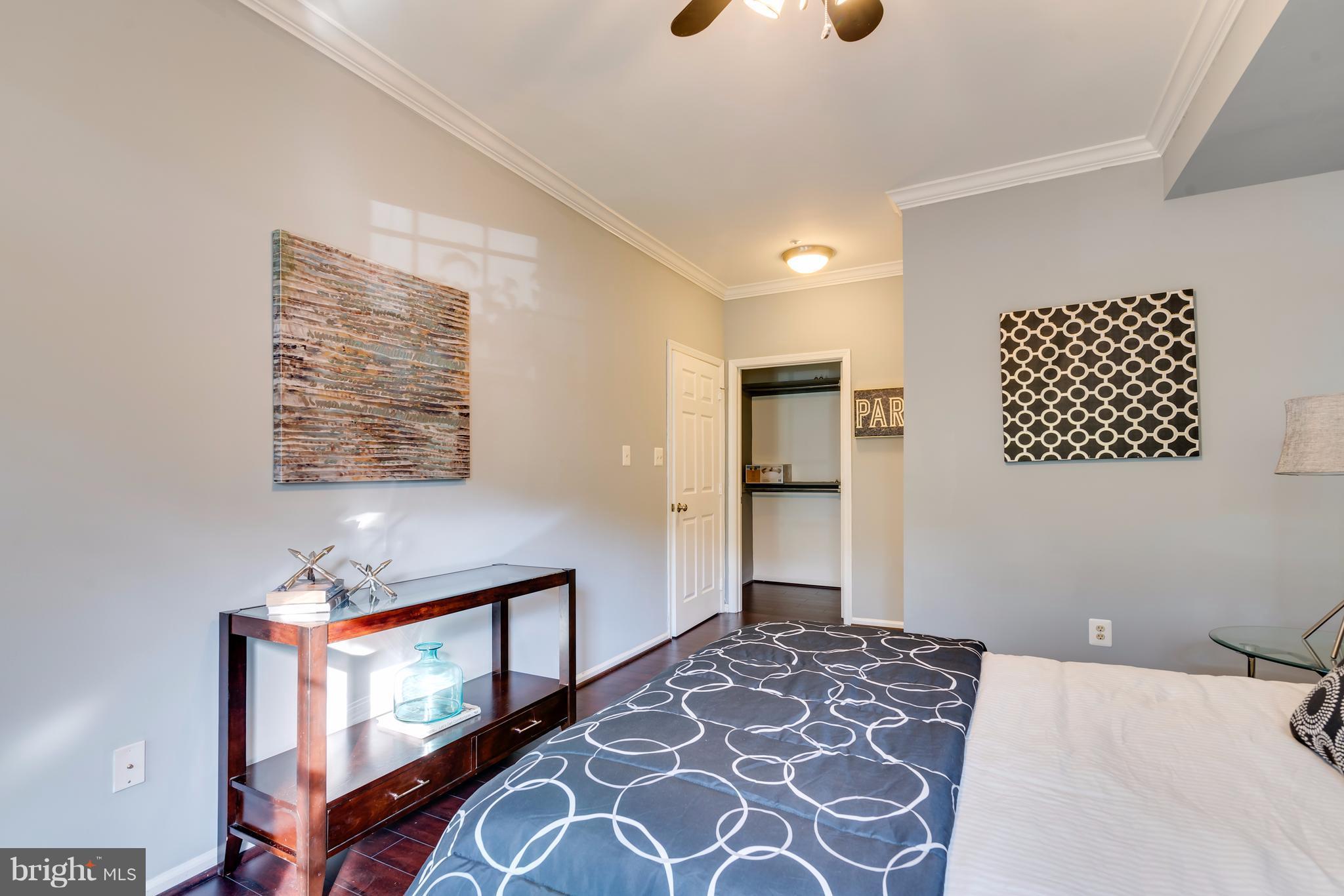 ETON SQUARE - Residential