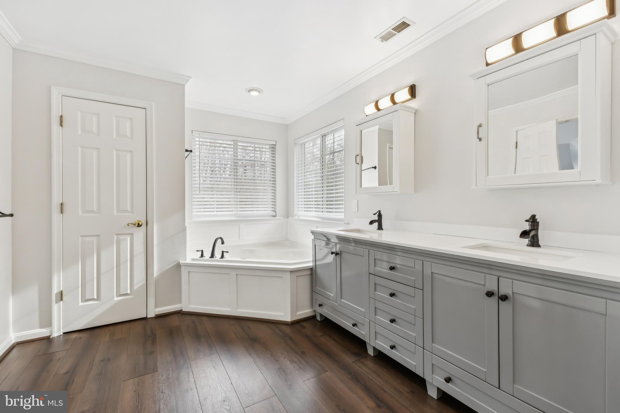 LOCUST GROVE - Residential