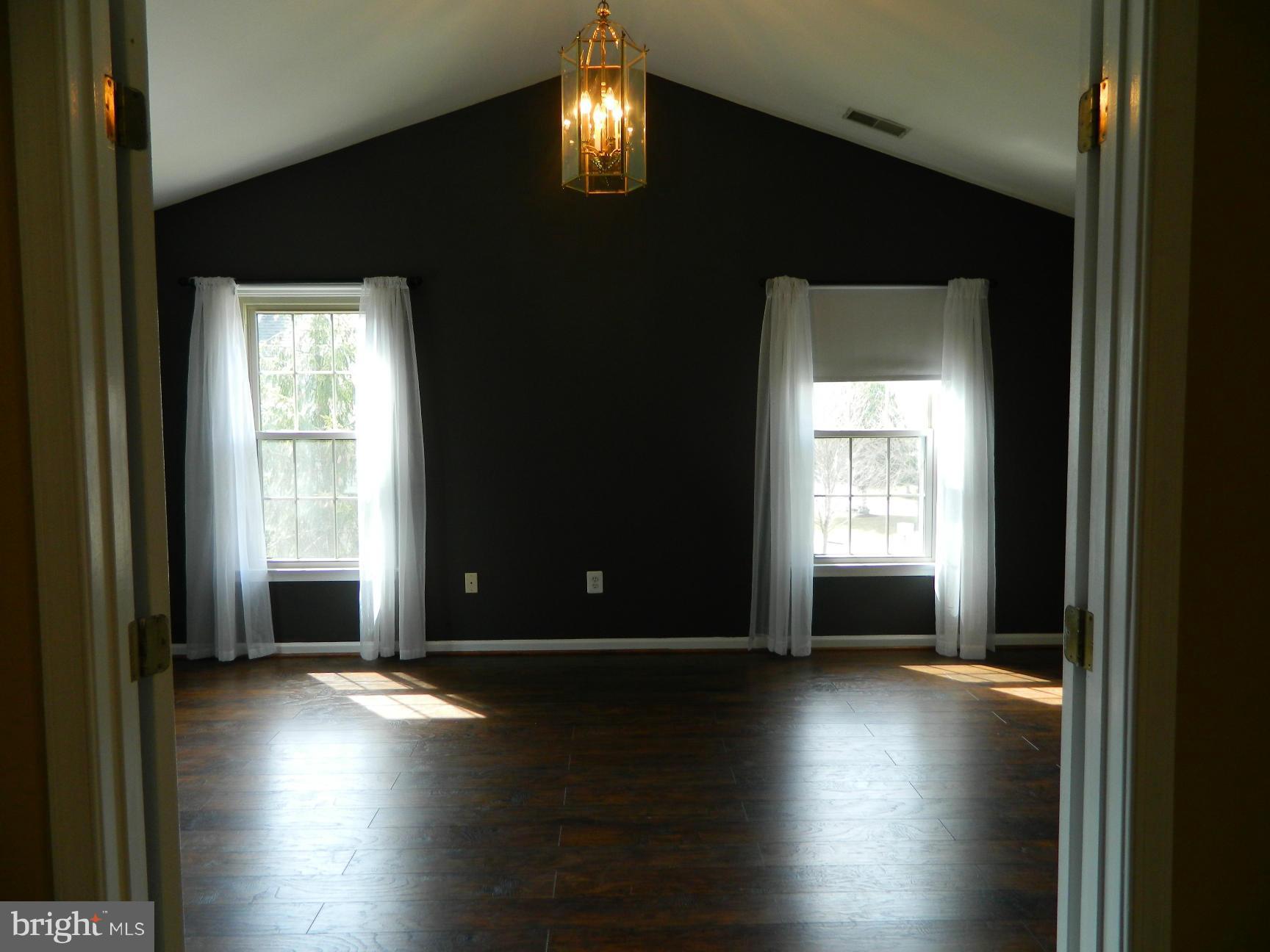 FOXHALL FARM - Residential