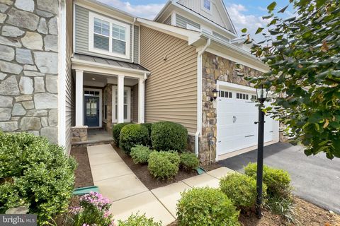 42821 BEAVER CROSSING SQUARE ASHBURN VA 20148