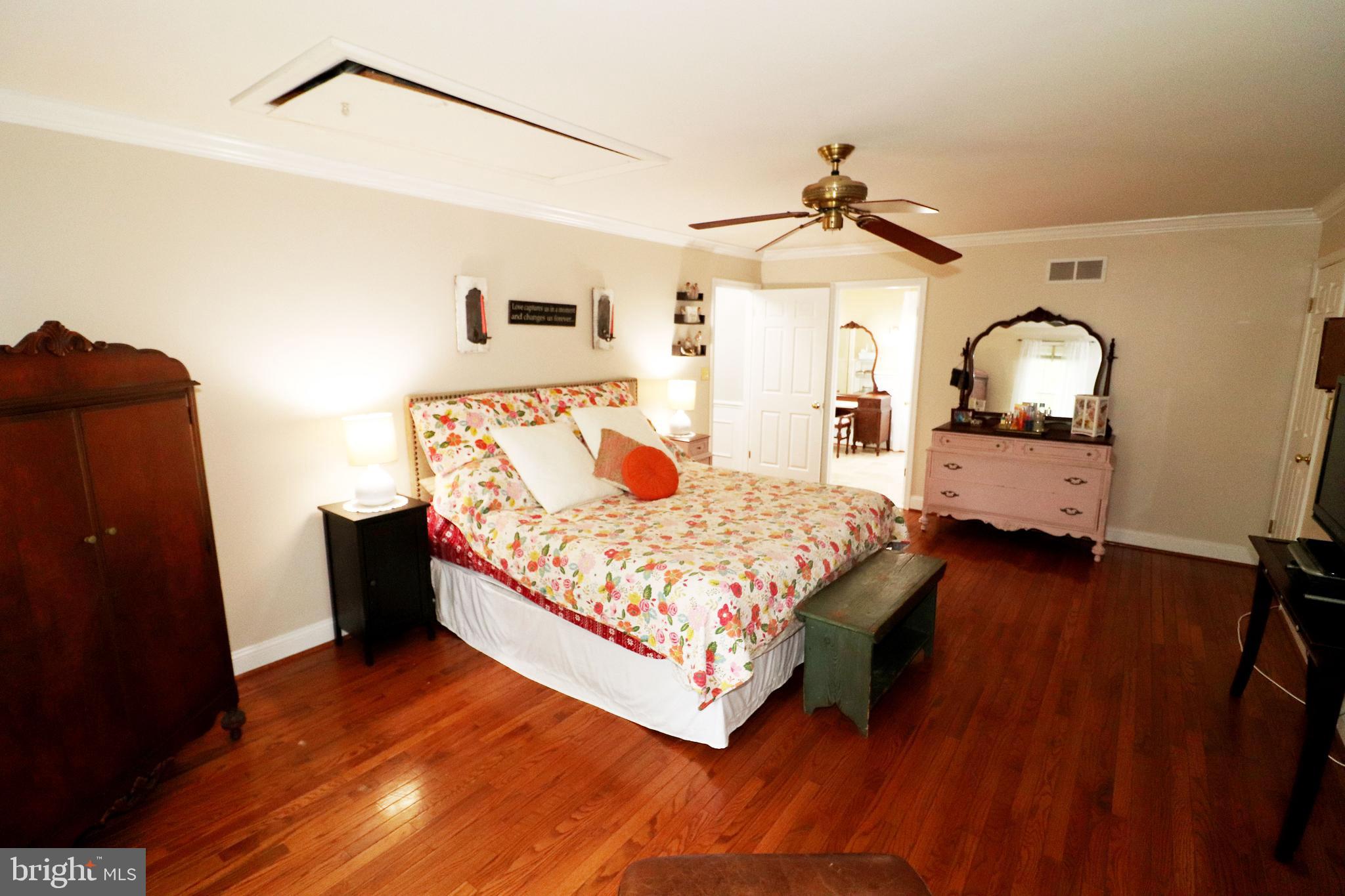 STRATHMORE - Residential