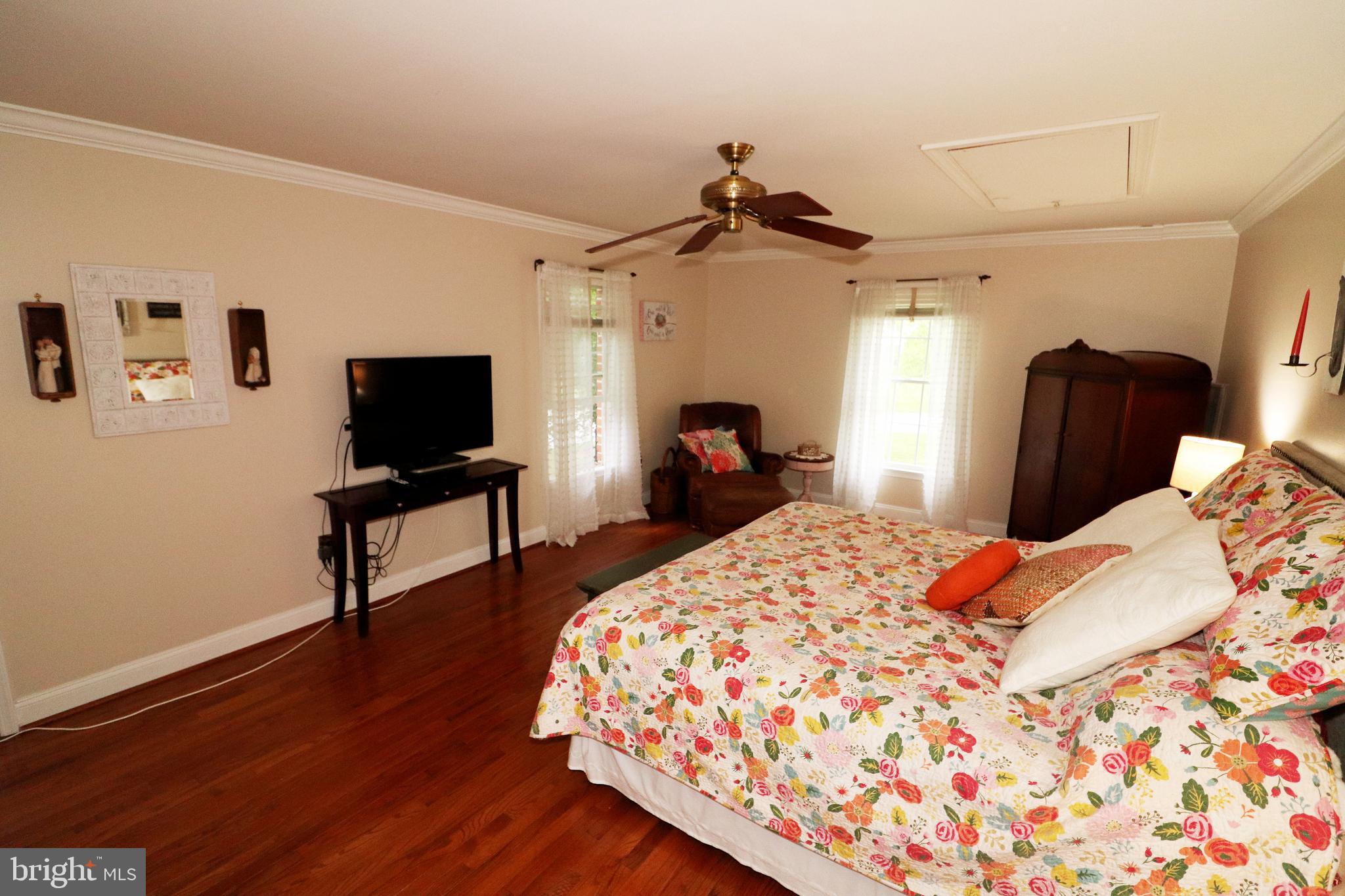 STRATHMORE - Residential