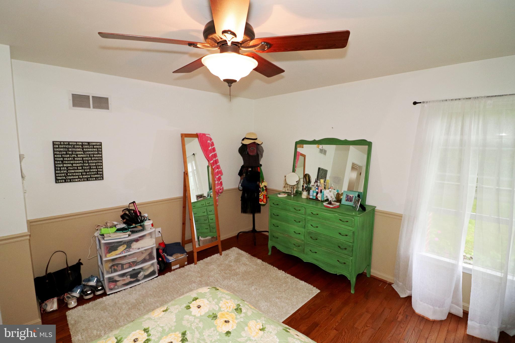 STRATHMORE - Residential