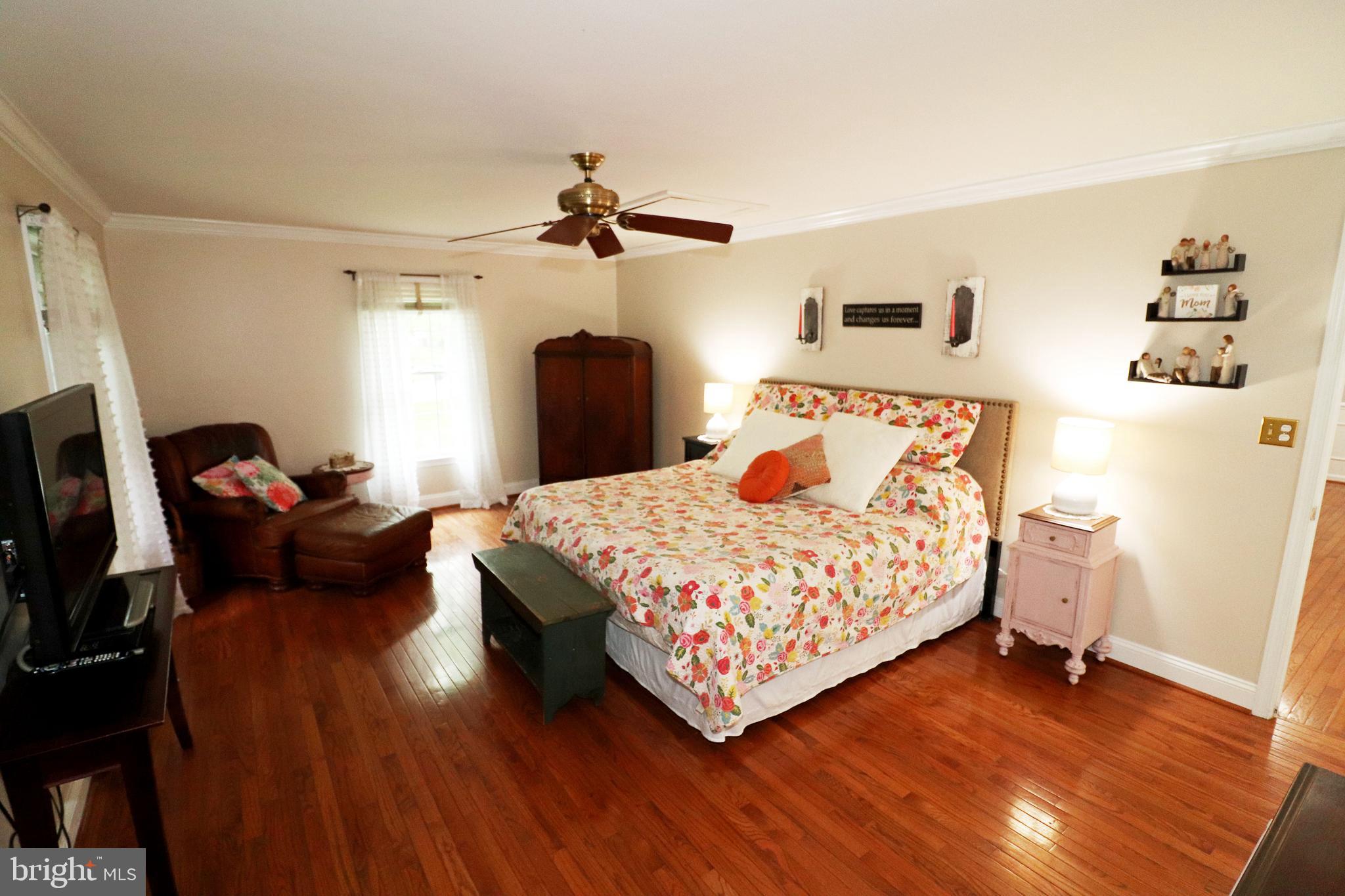 STRATHMORE - Residential