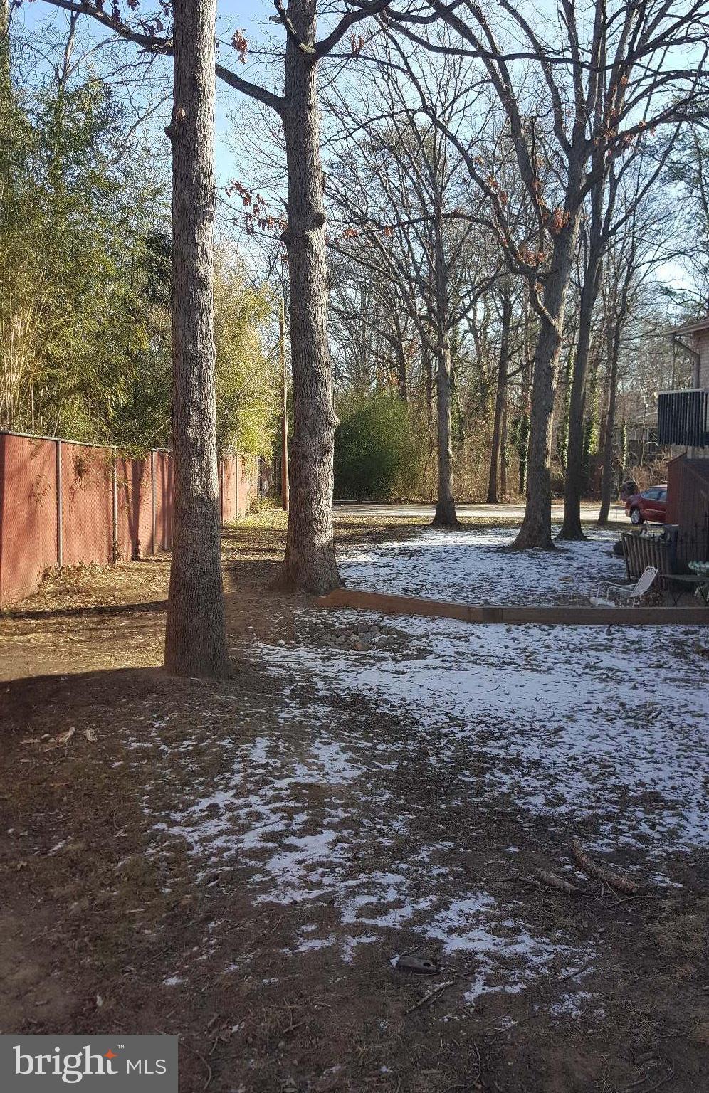 FOUR SEASONS - Residential