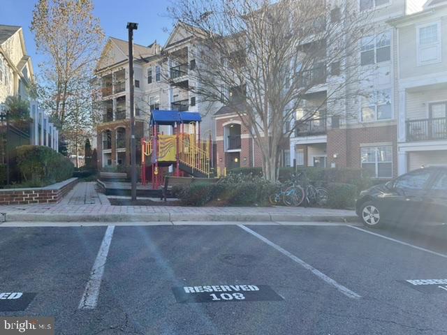 FAIRFAX RIDGE - Residential Lease