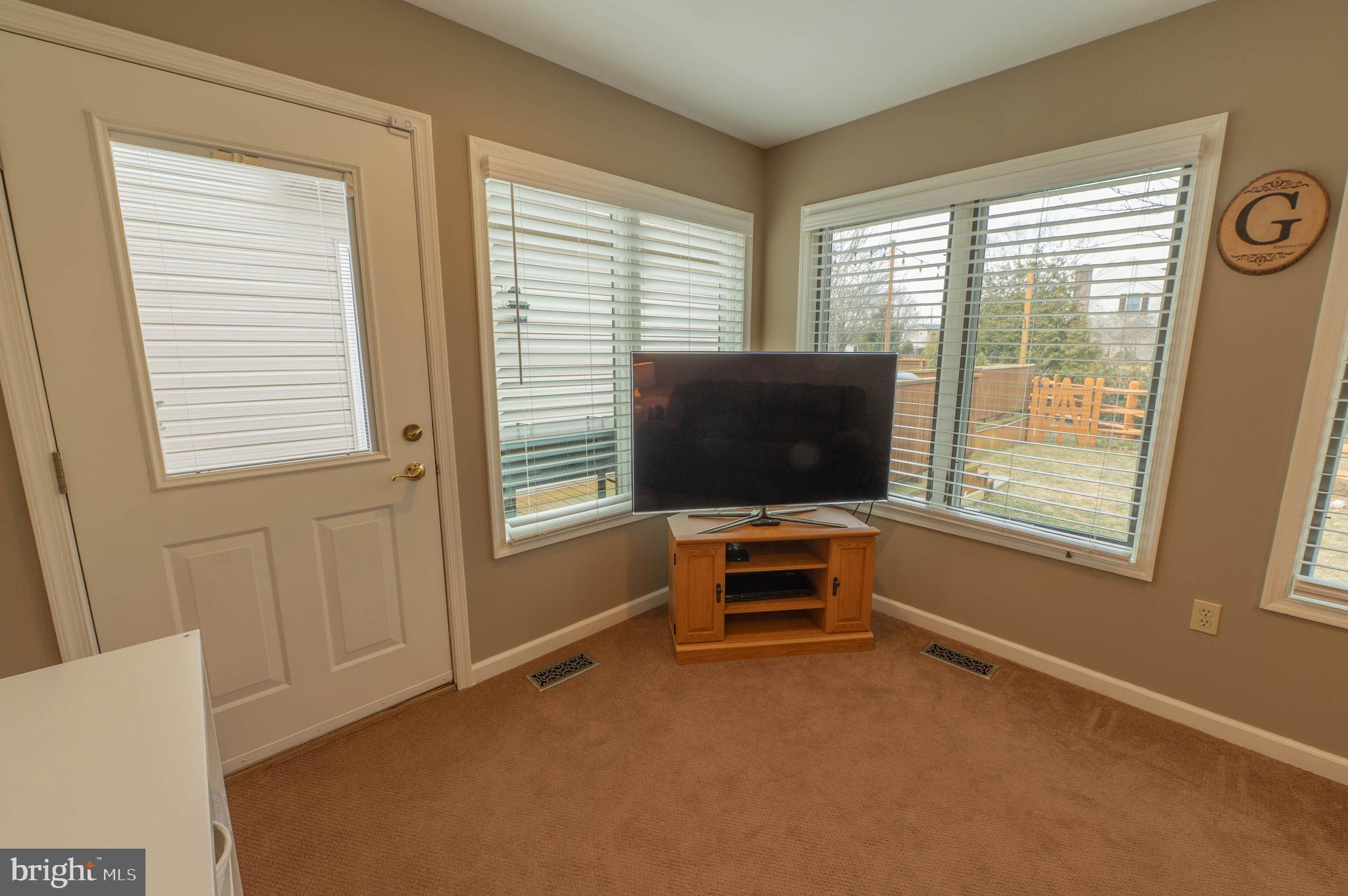 FARMINGTON HILLS - Residential