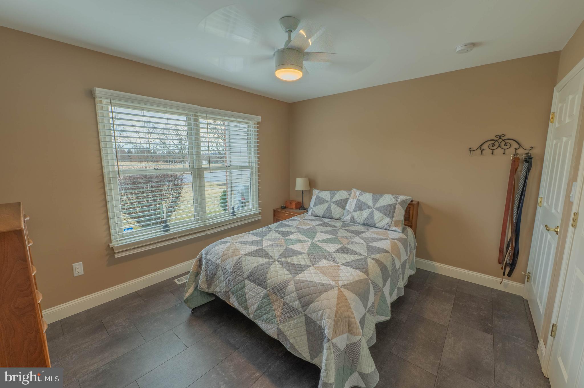 FARMINGTON HILLS - Residential