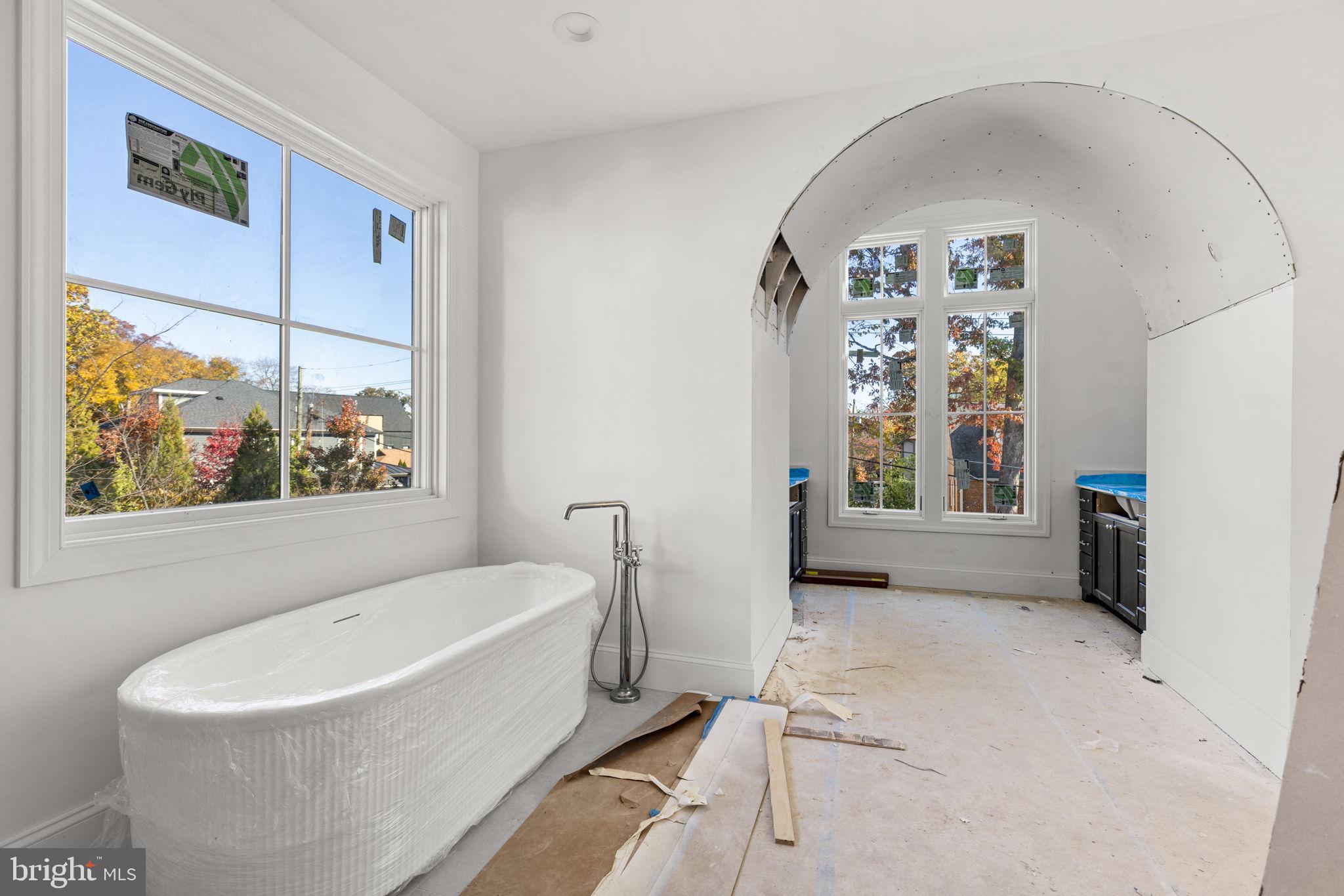 629 N LINCOLN STREET N